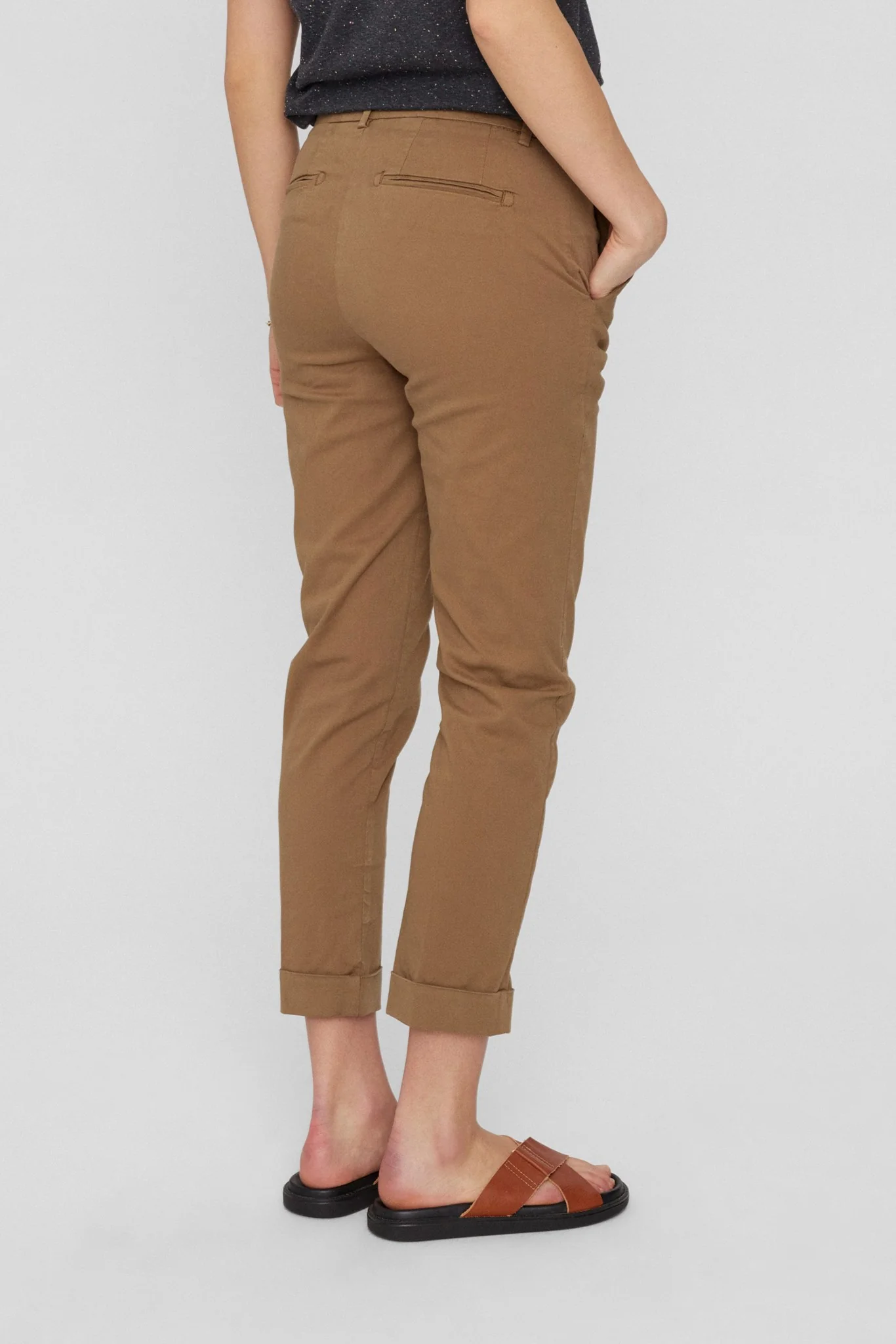 NUREGITZA PANTS  - Kangaroo - Image 2