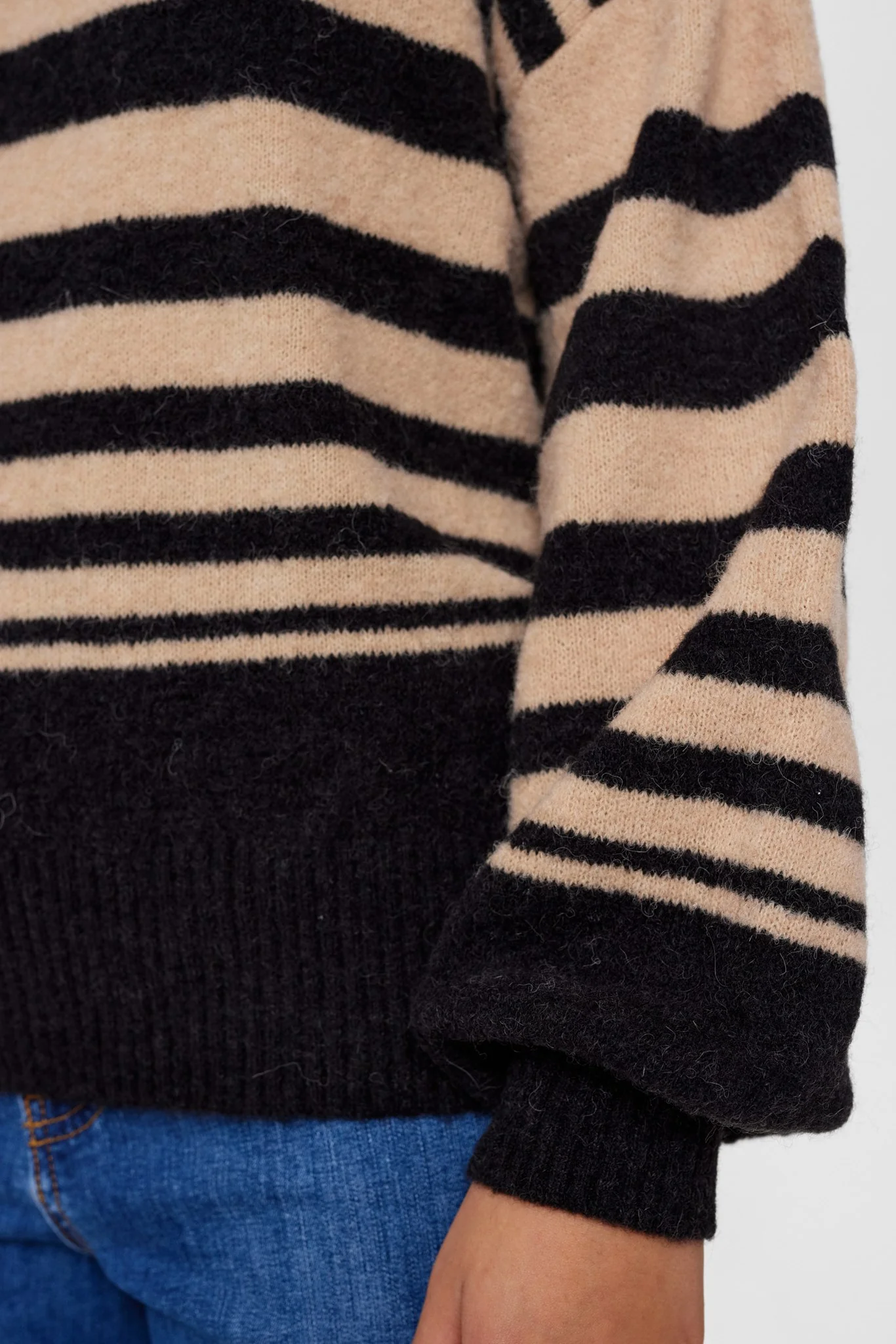 NURIETTE STRIPE PULLOVER - Caviar - Image 5