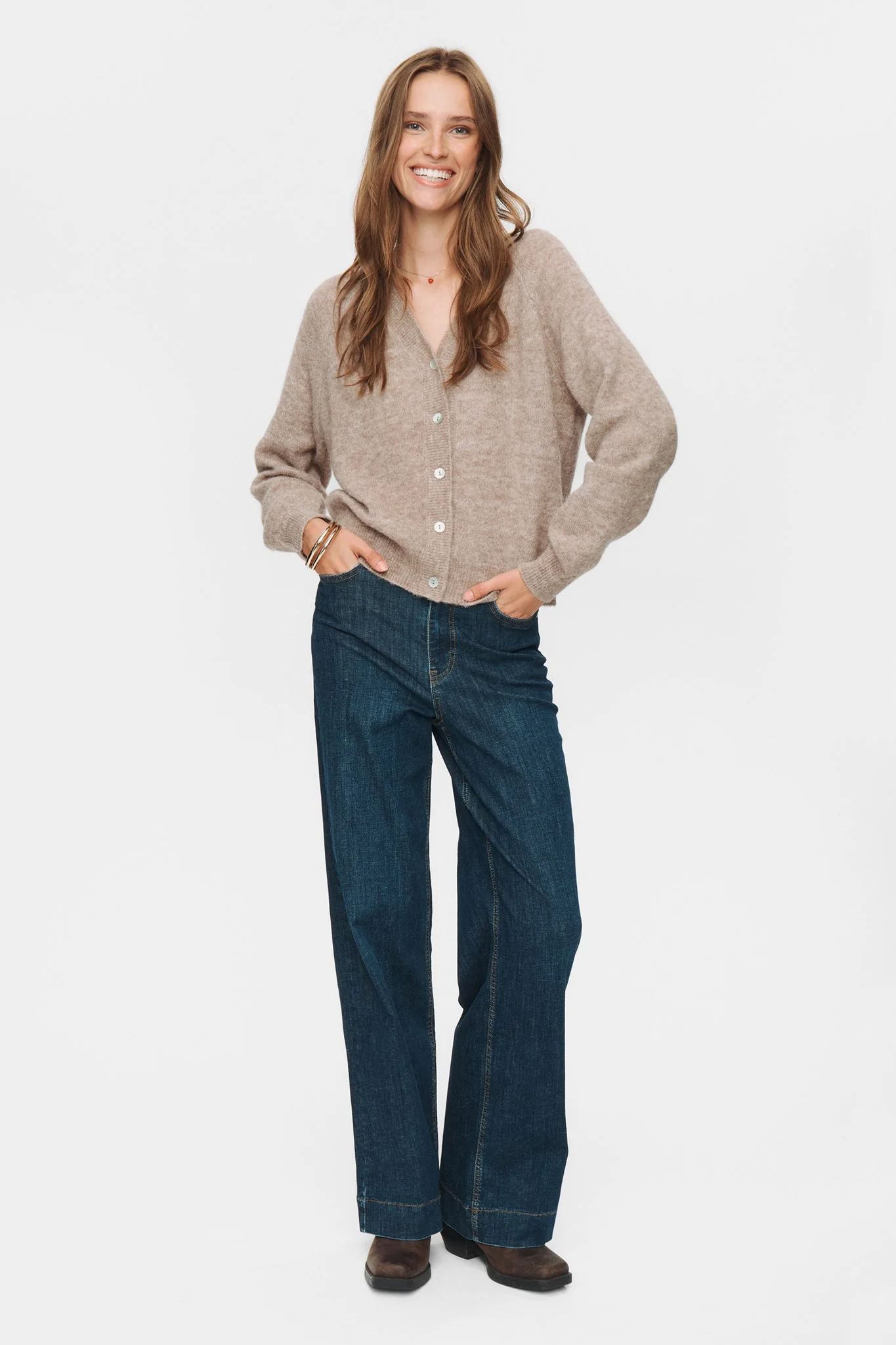 NURIETTE V-NECK CARDIGAN - Taupe Gray - Image 3