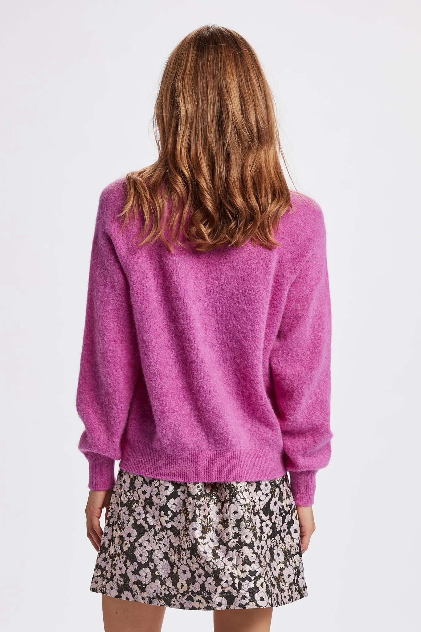 NURIETTE V-NECK CARDIGAN - Vibrant Orchid - Image 2