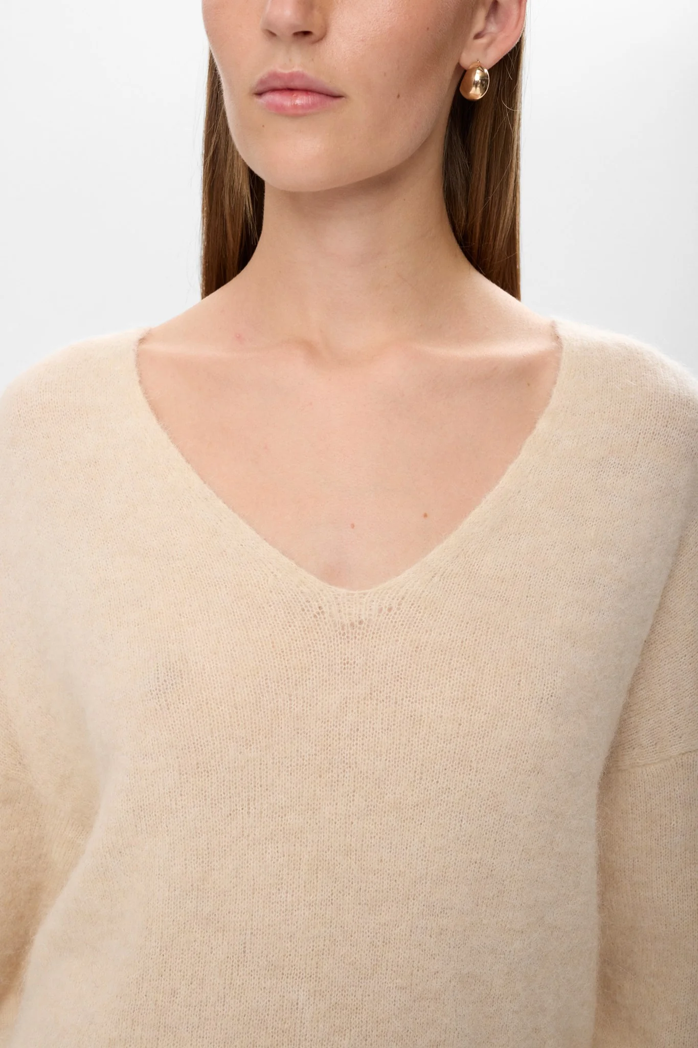 NURIETTE V-NECK PULLOVER  - Gray Morn - Image 4
