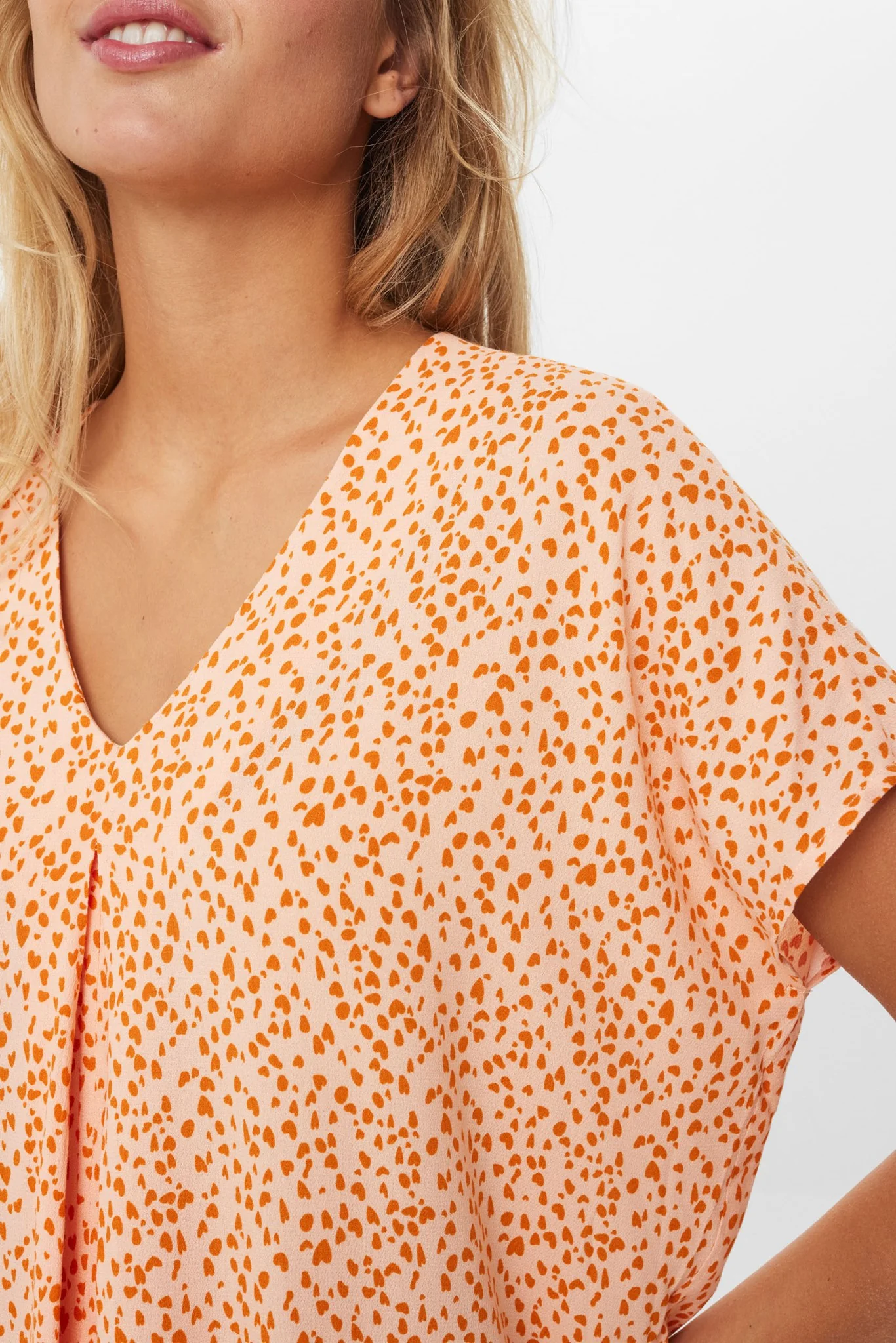 NURIKKA LYDIA BLOUSE  - Peach Melba - Image 4