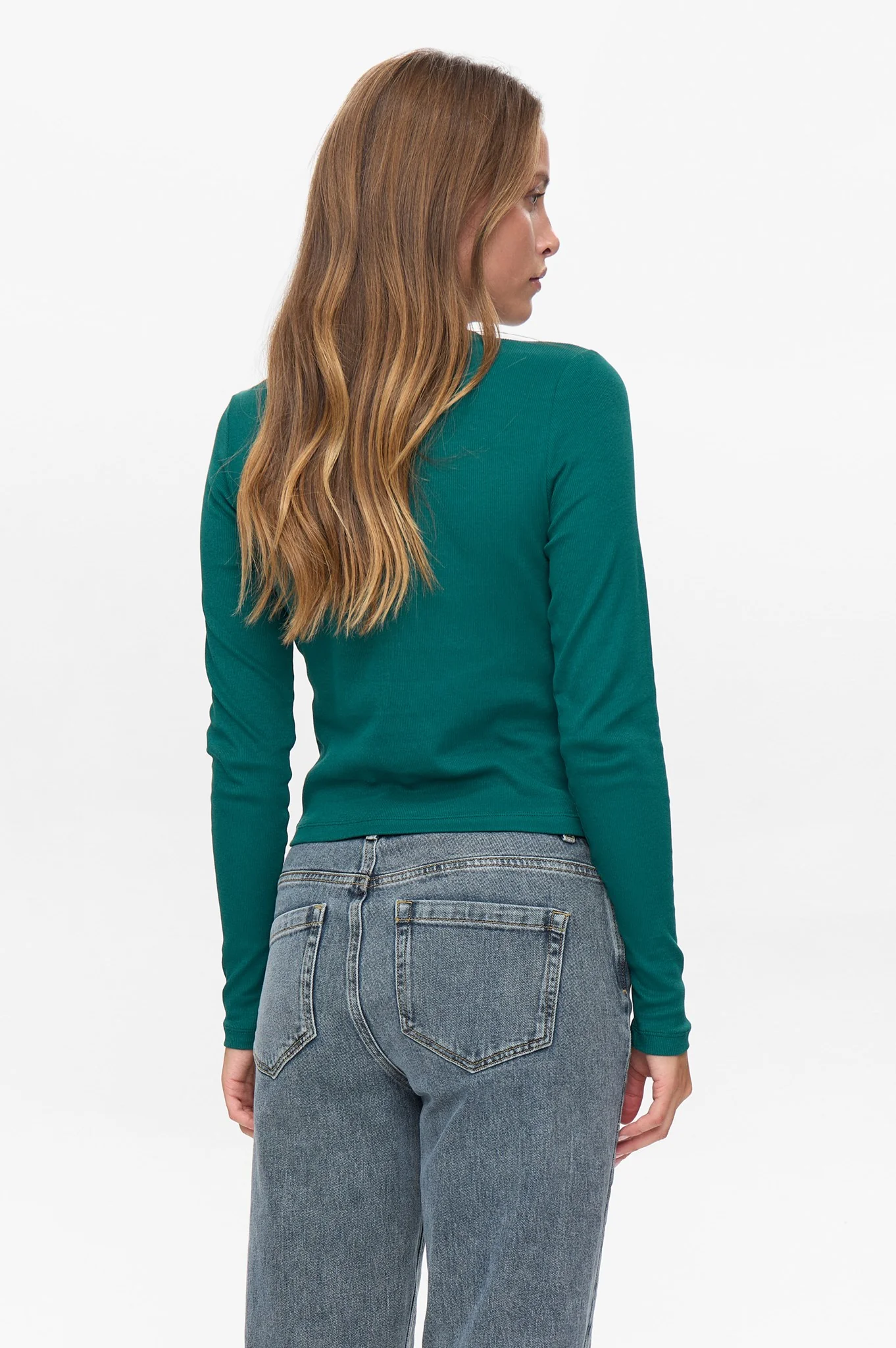 NURILEY LS CROPPED TEE - Rain Forest - Image 2