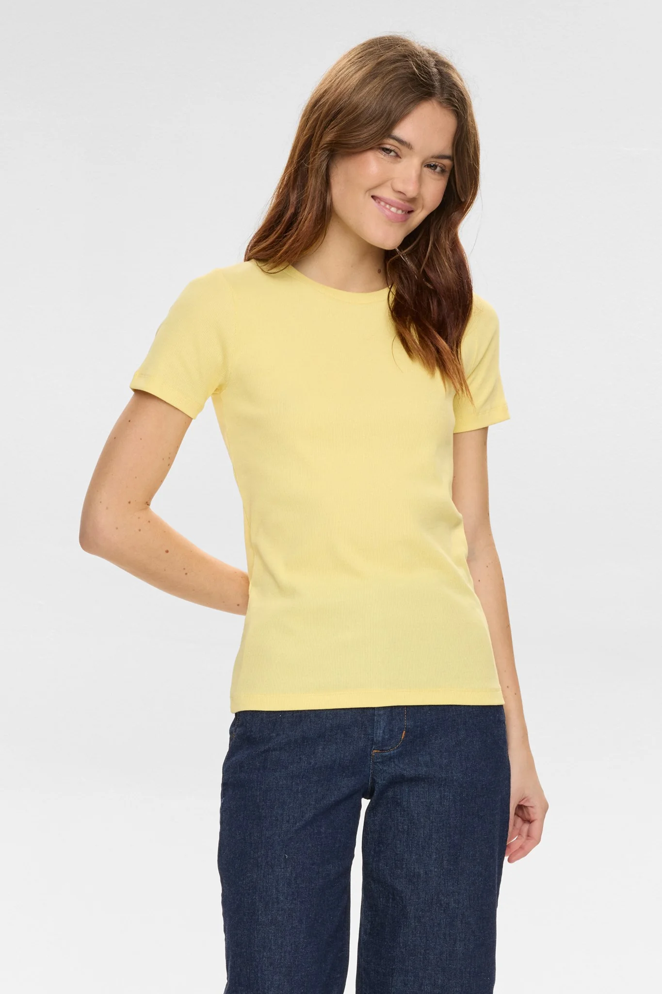 T-shirts, tops & Blouses