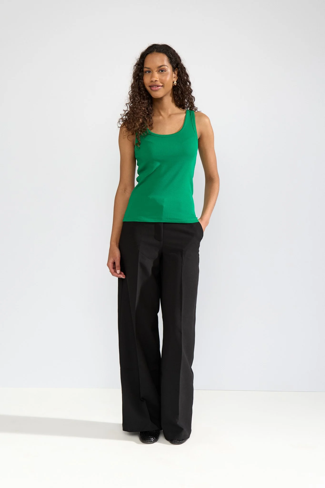 NURILEY TANK TOP - Simply Green - Image 3