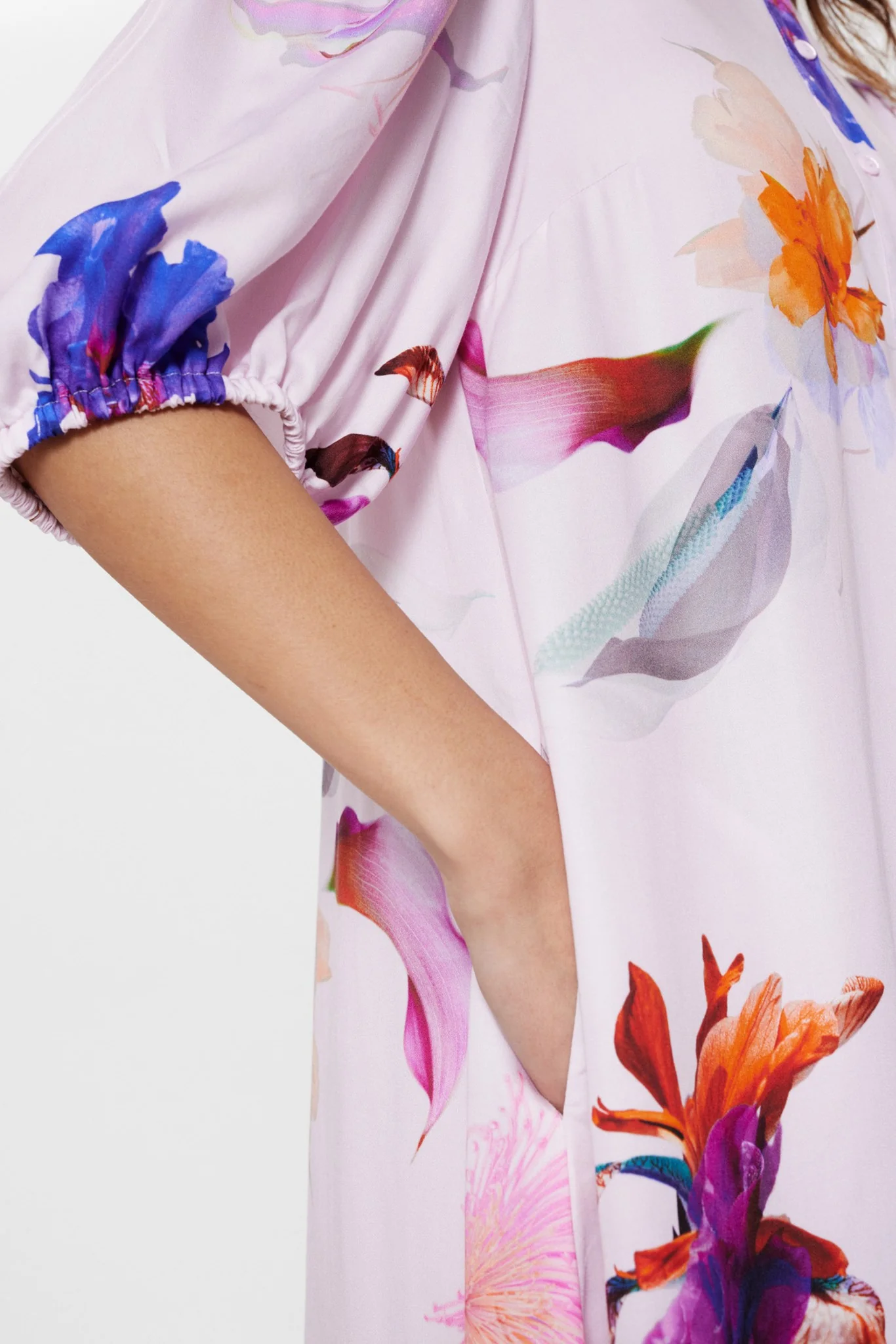 NURITA DRESS  - Lilac Snow - Image 4