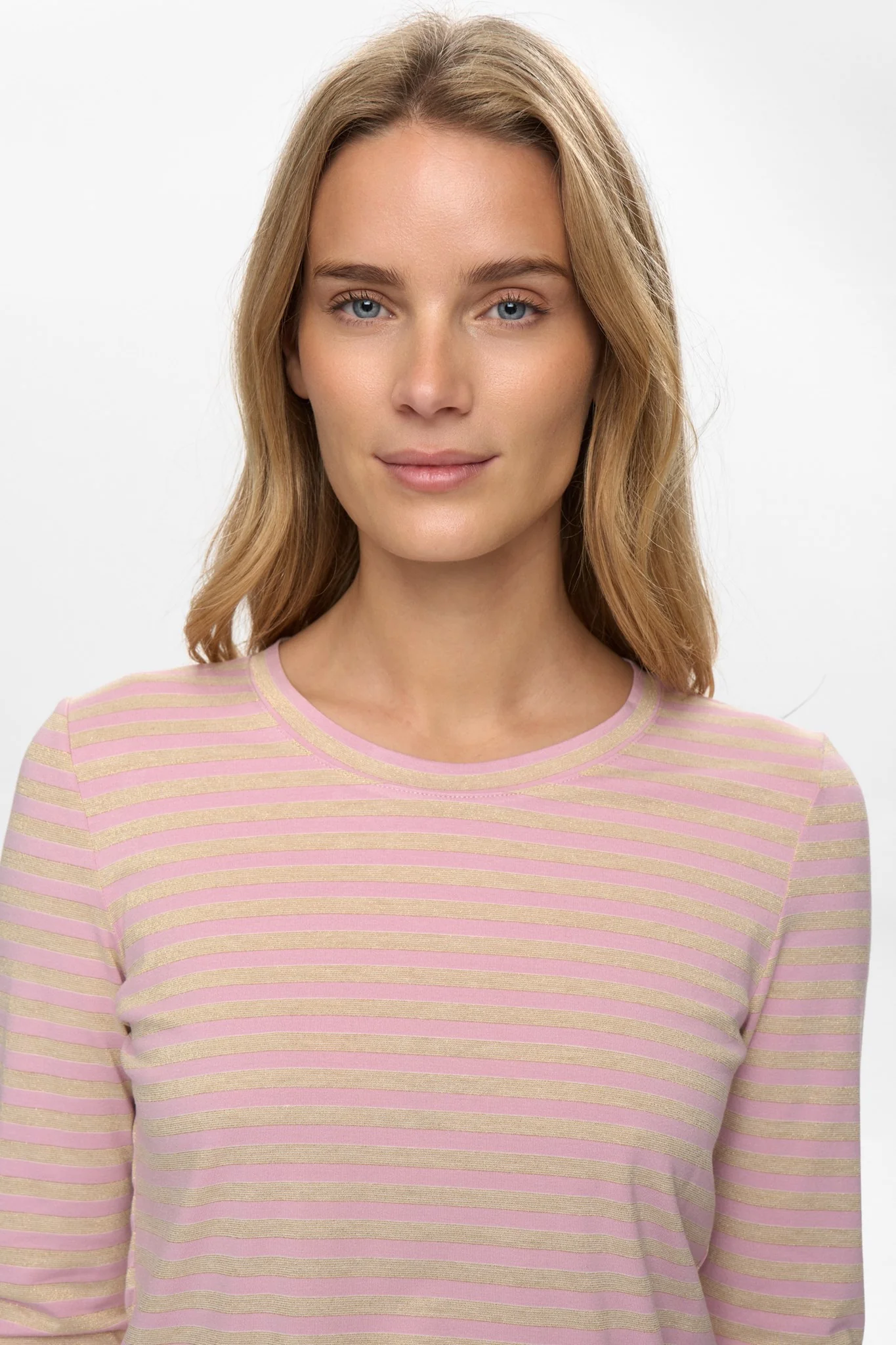 NURIXIE BLOUSE - Fuchsia Pink - Image 4