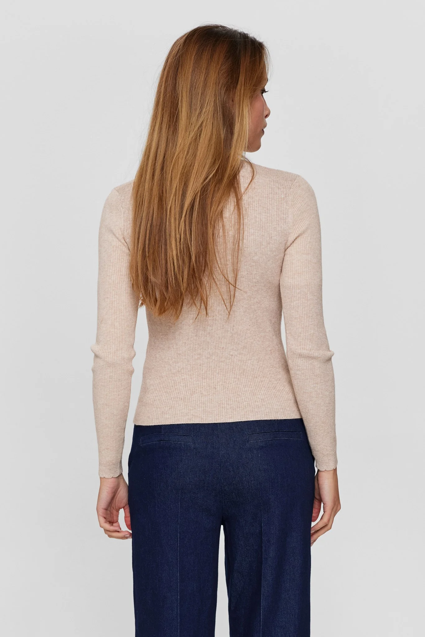 NUROA O-NECK PULLOVER  - Sesame Melange - Image 2