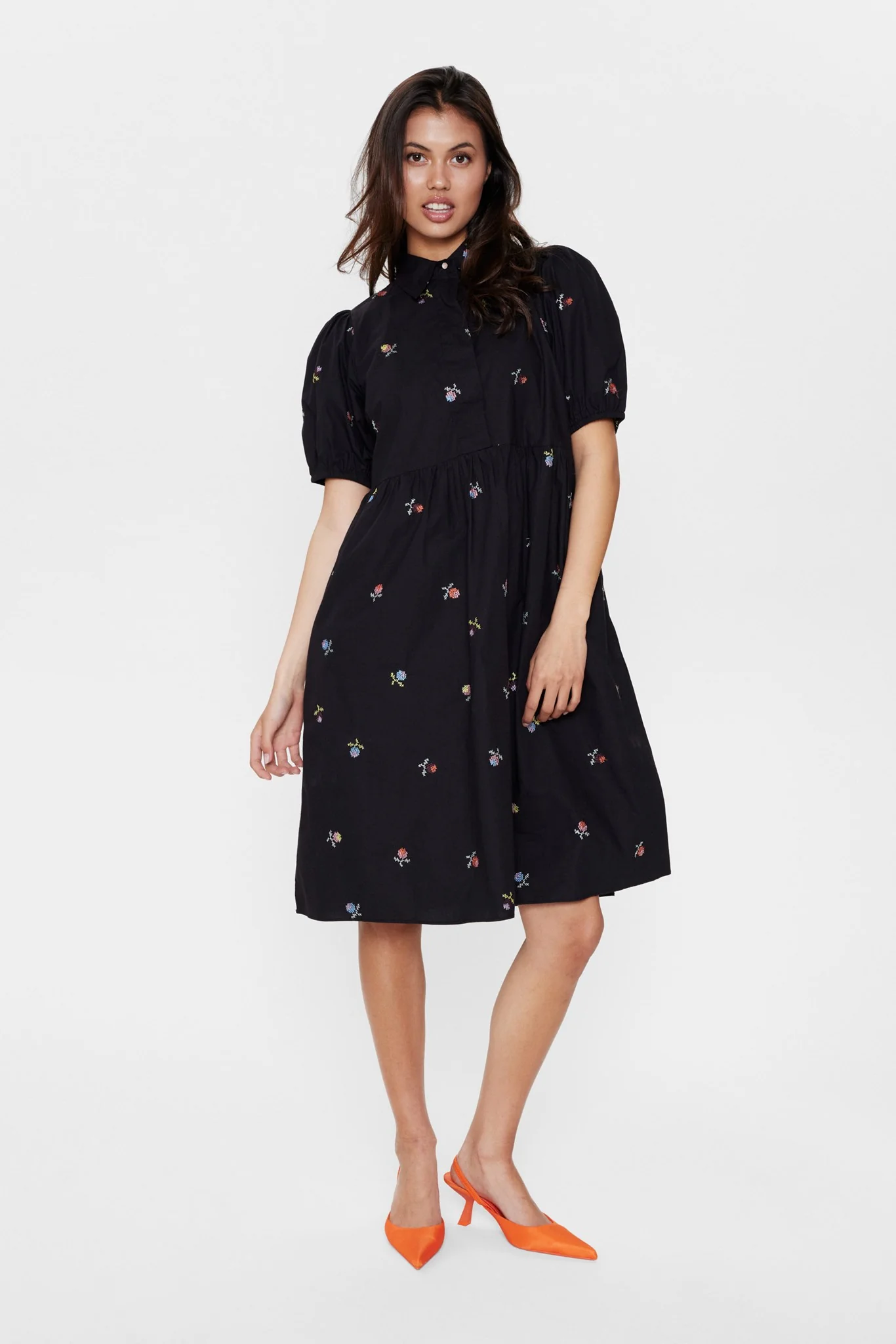 NUROSE DRESS - Caviar - Image 3