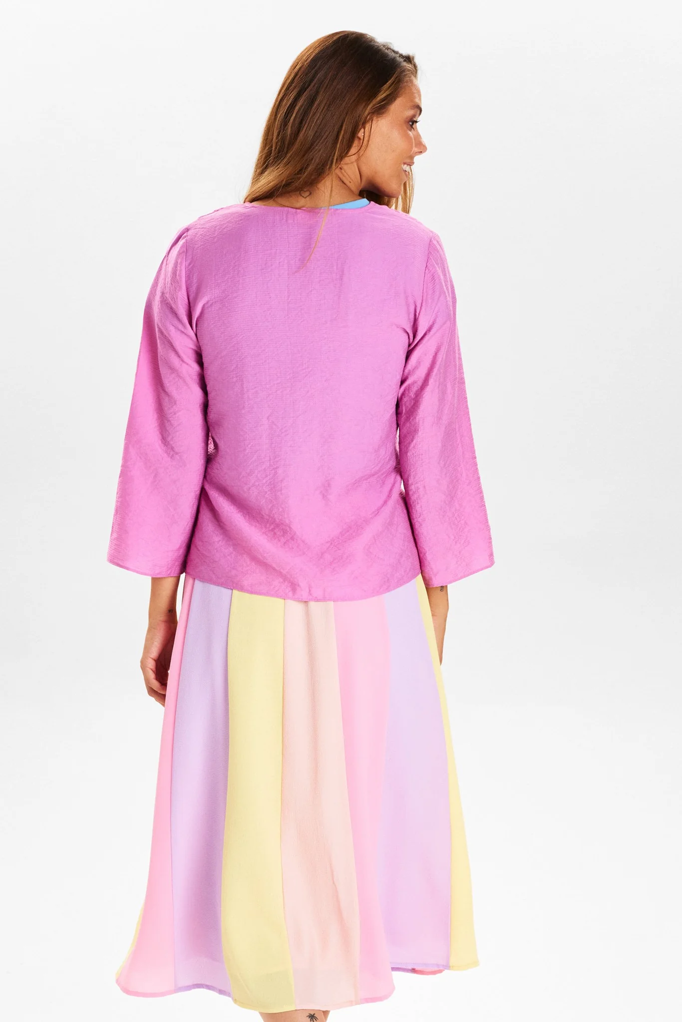 NUROXANNE TIE SHIRT - Begonia Pink - Image 2
