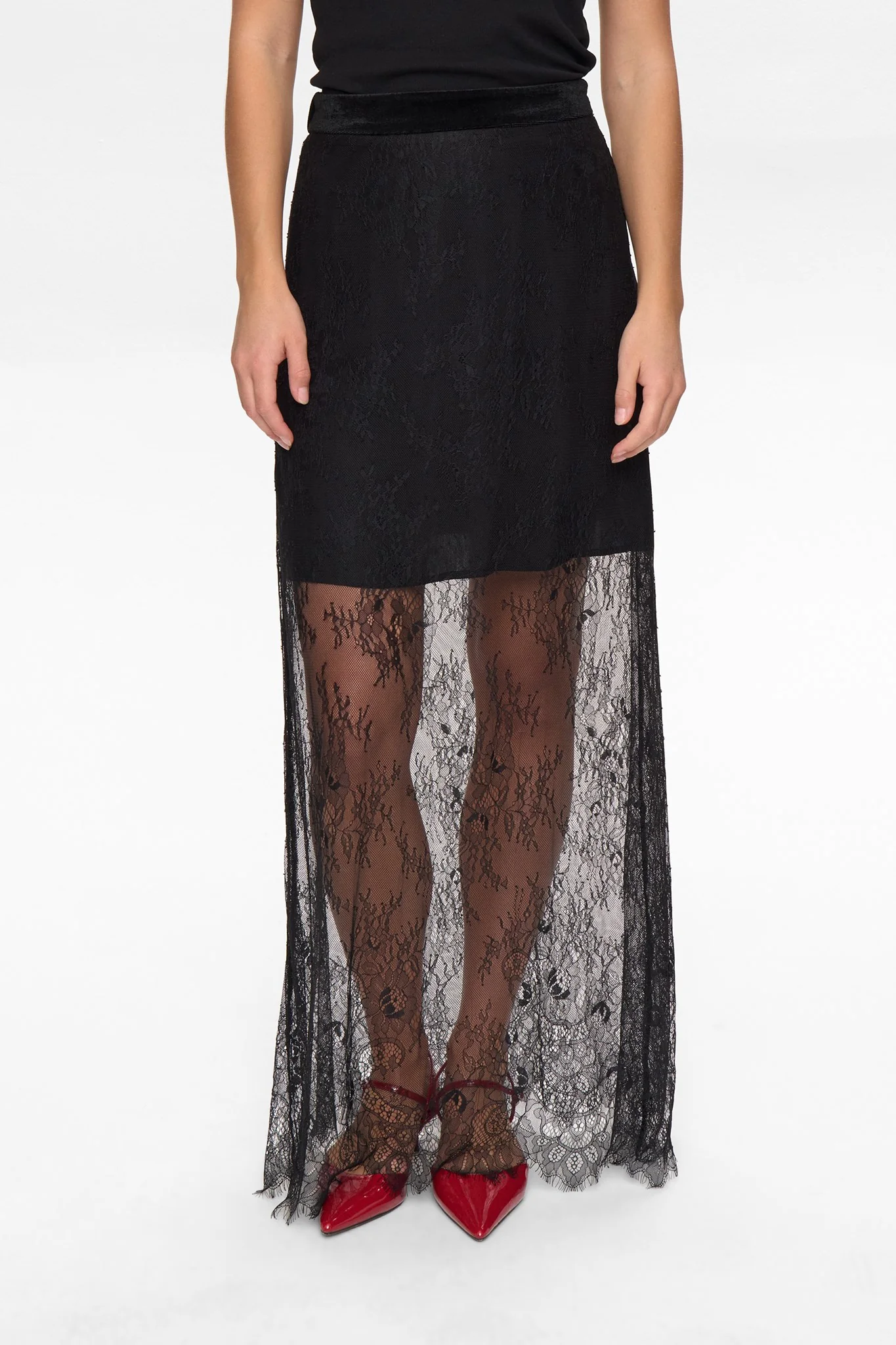 NUSANSA SKIRT - Caviar