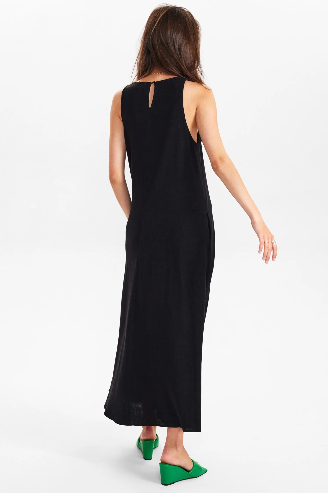 NUSASSIE DRESS - Caviar - Image 2