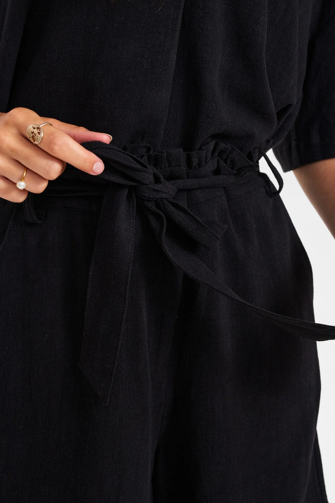 NUSASSIE SHORTS - Caviar - Image 4