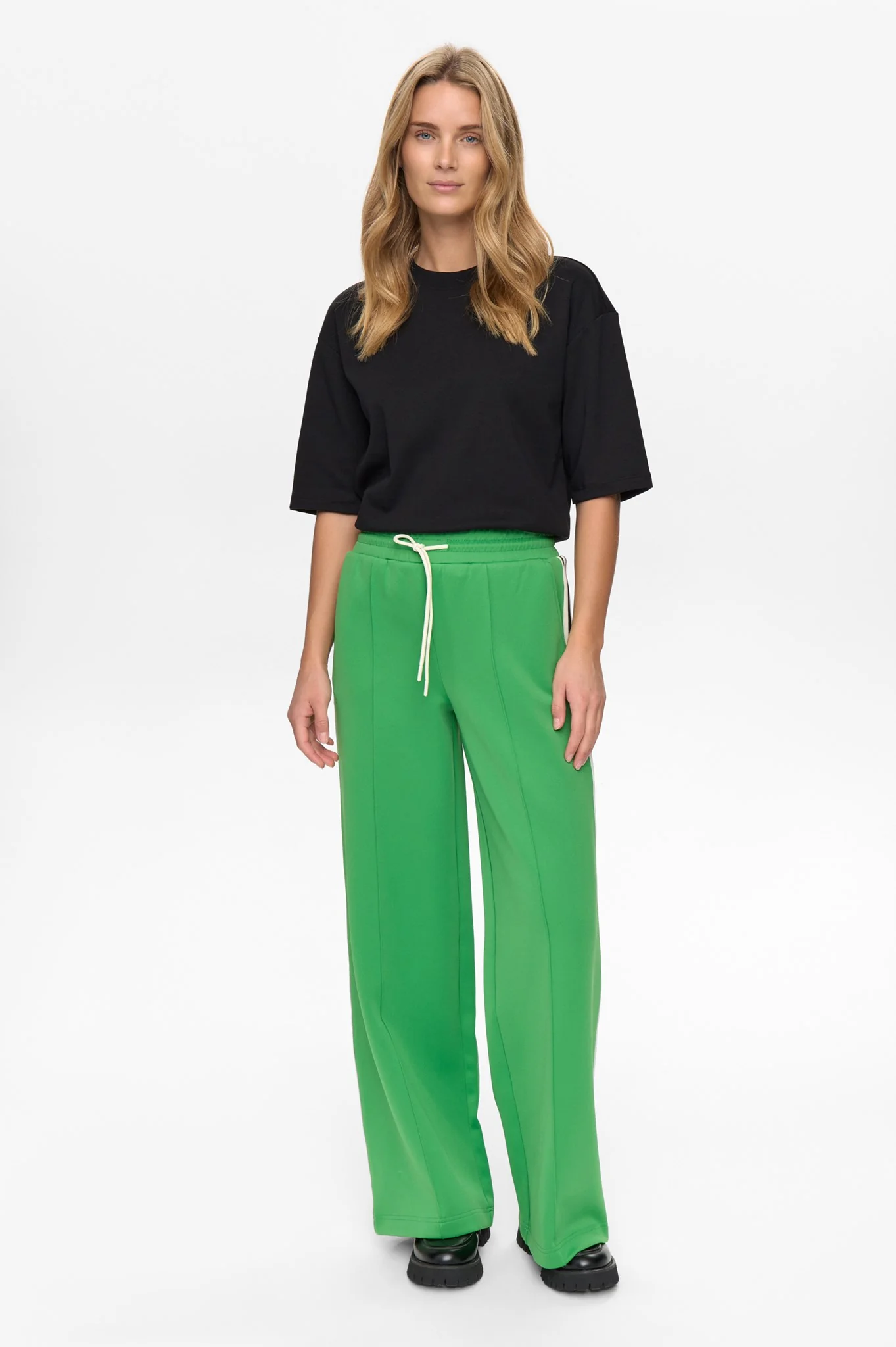 NUSENADA PANTS - Vibrant Green - Image 3