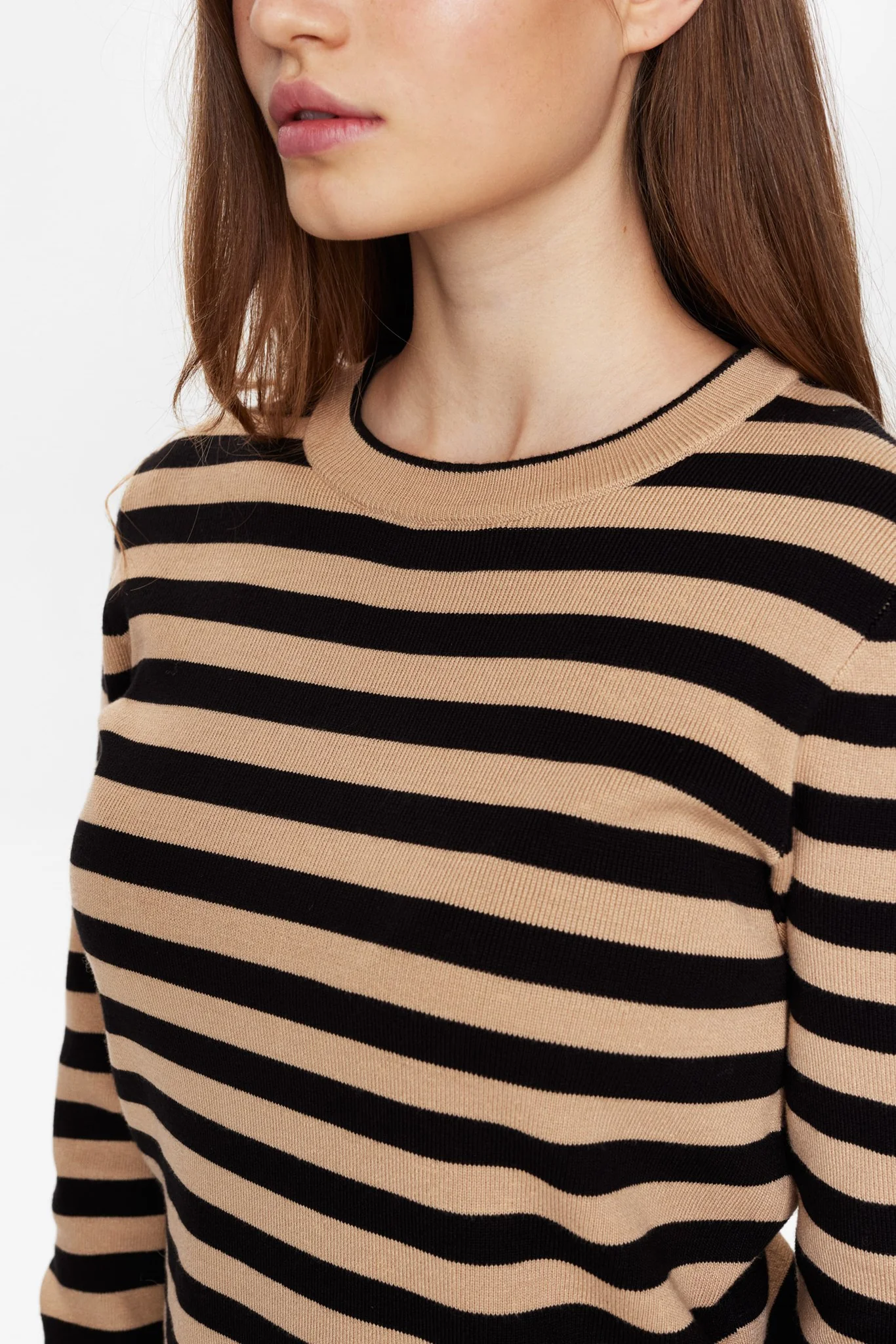 NUSTRIPY PULLOVER - Caviar - Image 4