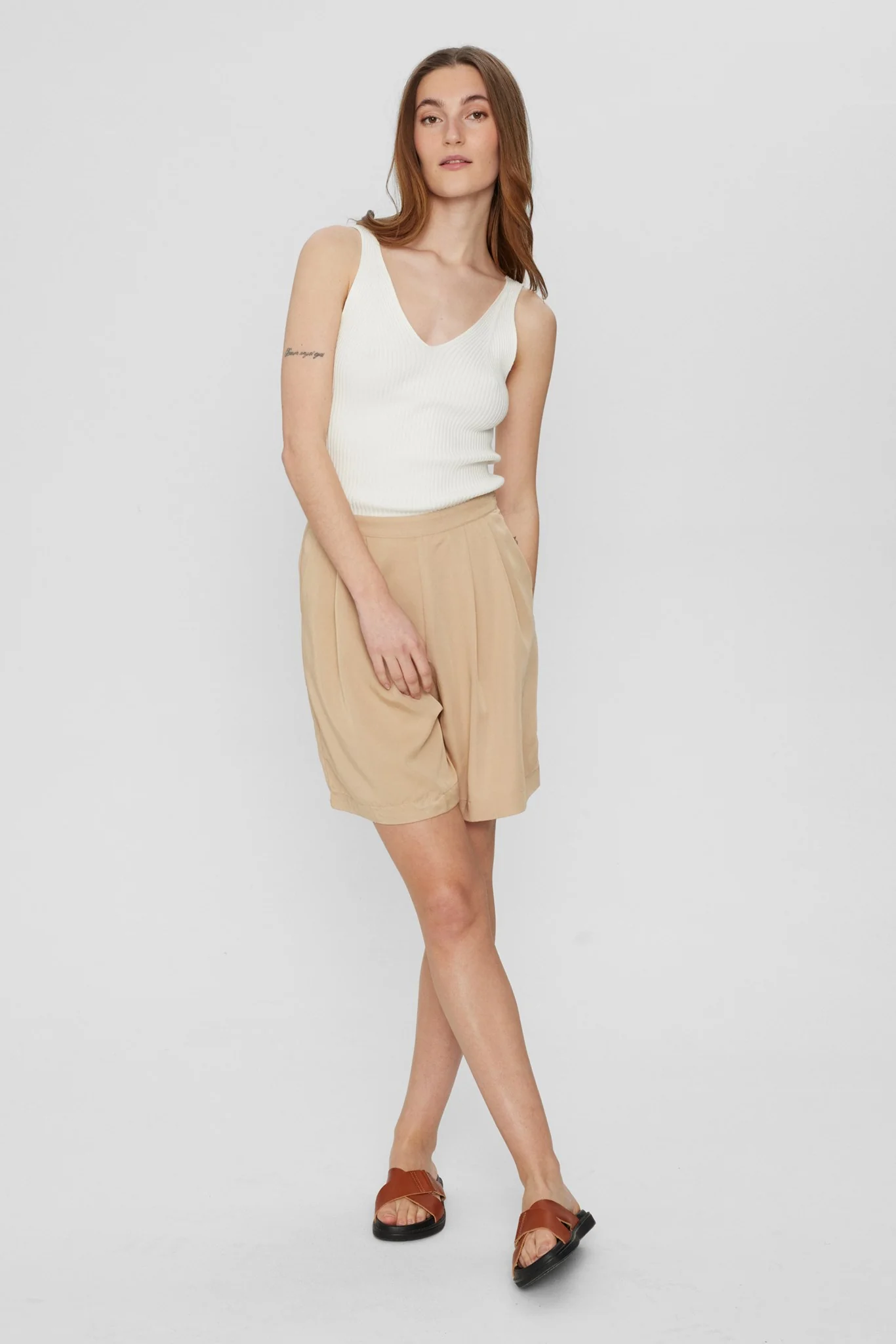 NUSUMMER SHORTS  - Sesame - Image 3