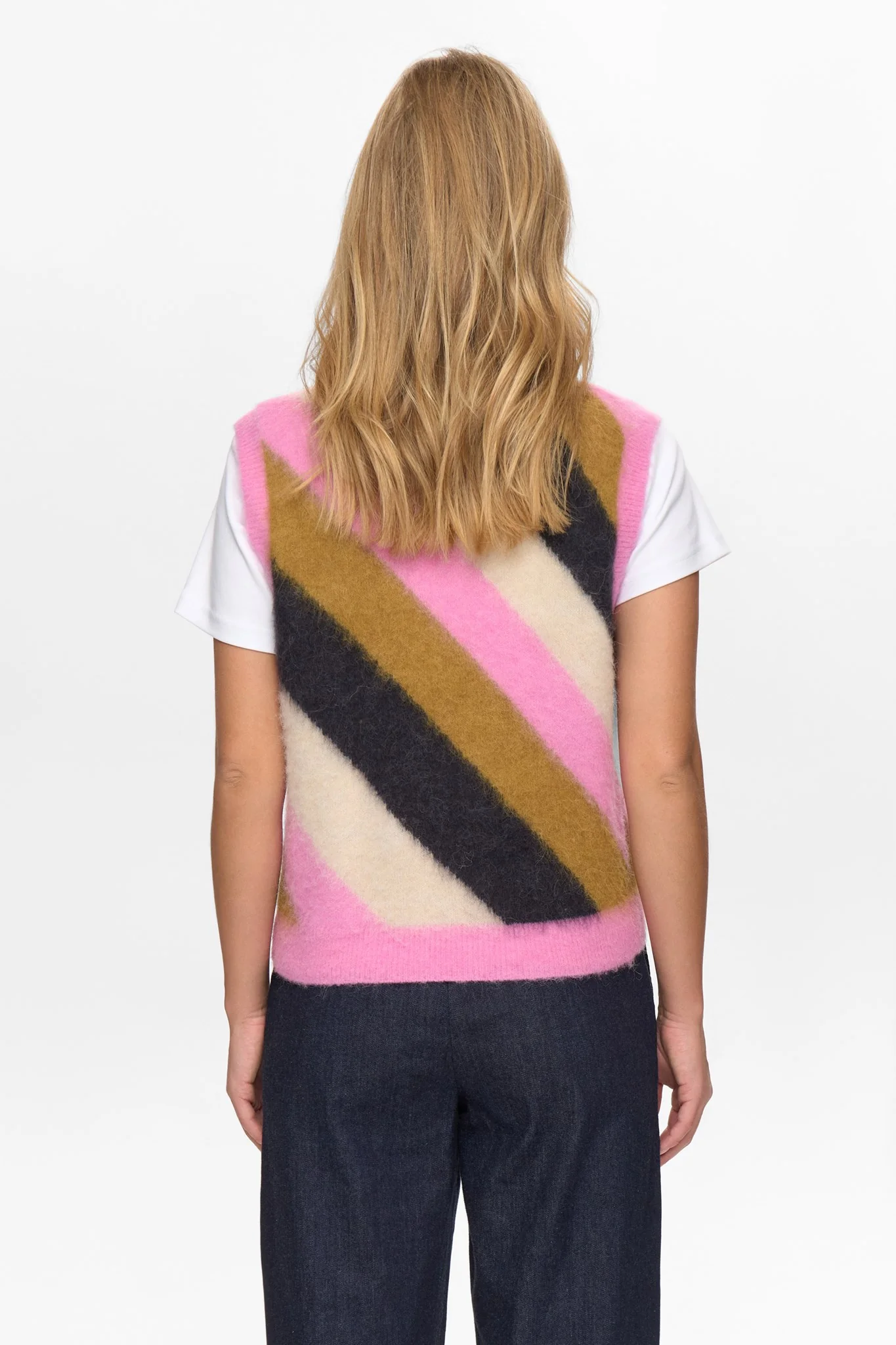 NUSURI MULTI STRIPE VEST - Obsidian - Image 2