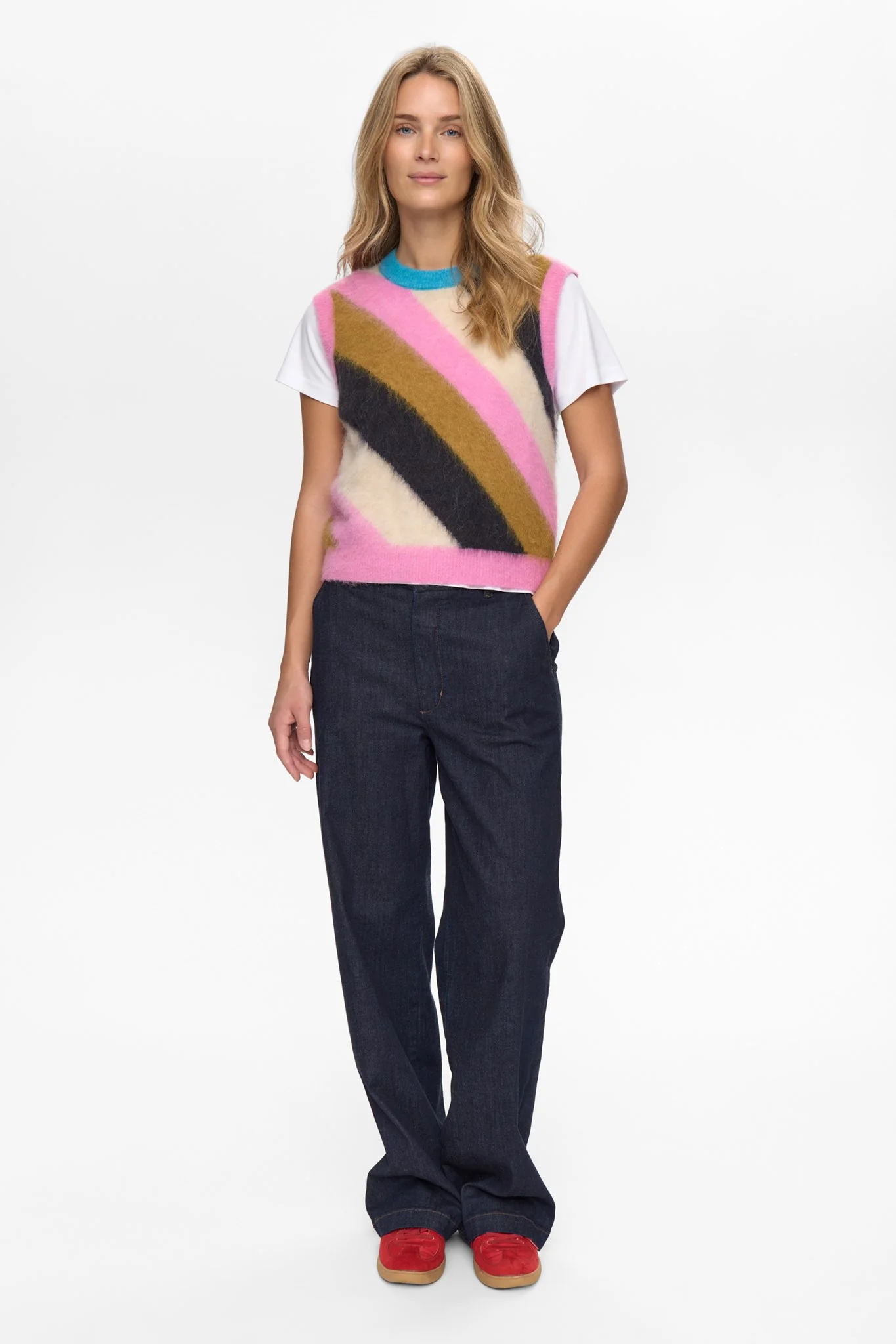 NUSURI MULTI STRIPE VEST - Obsidian - Image 3