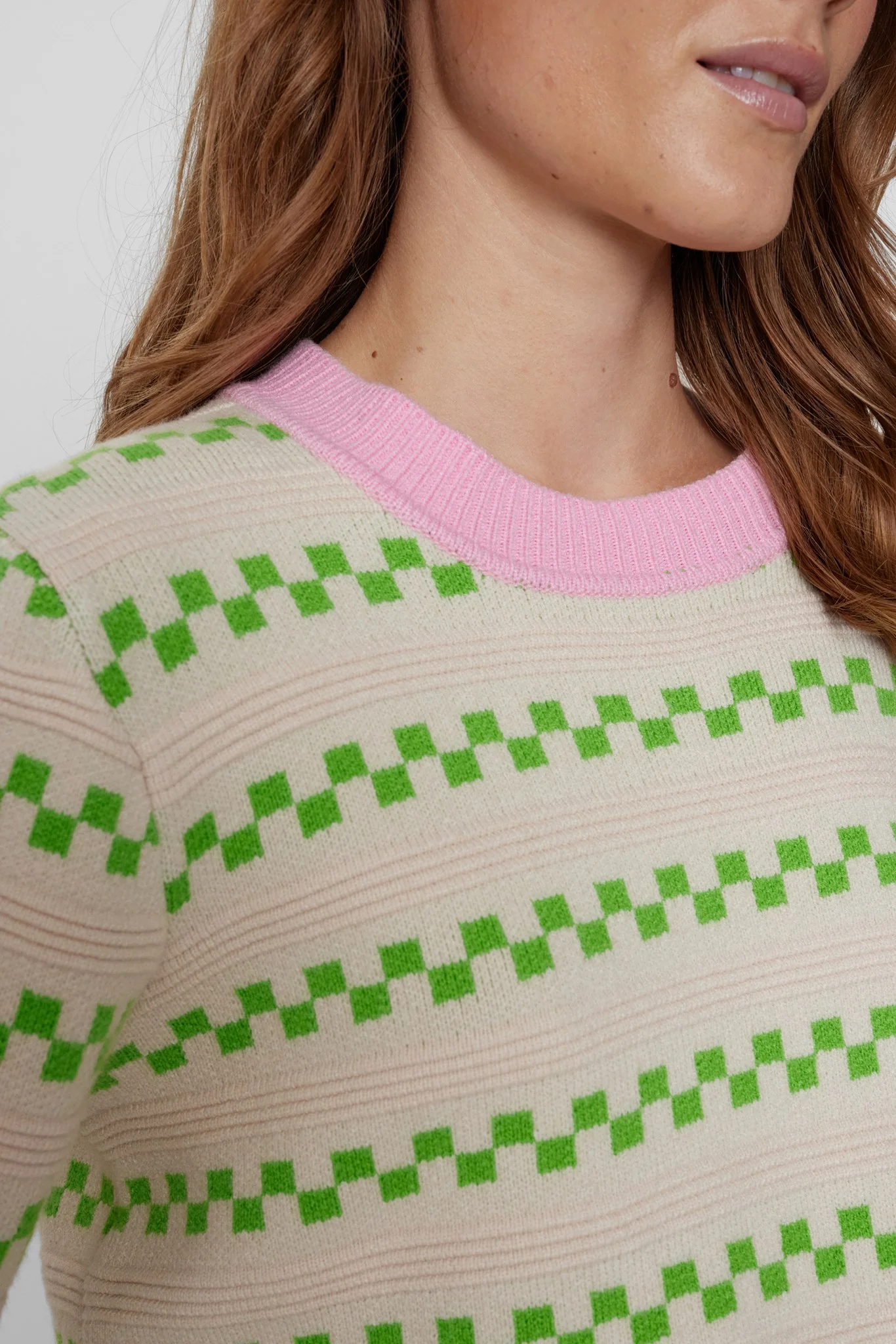 NUTATE PULLOVER - Greenery - Image 4
