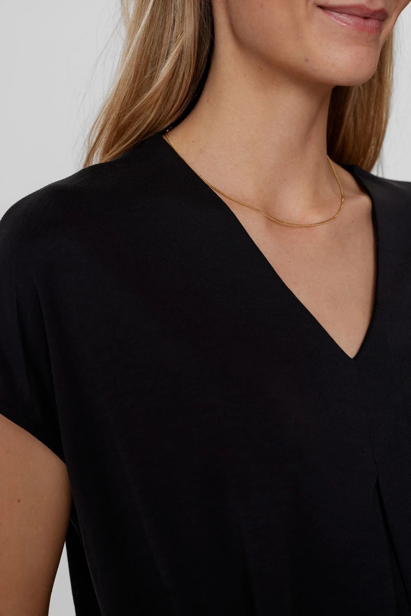 NUTILIA SS BLOUSE - Caviar - Image 4