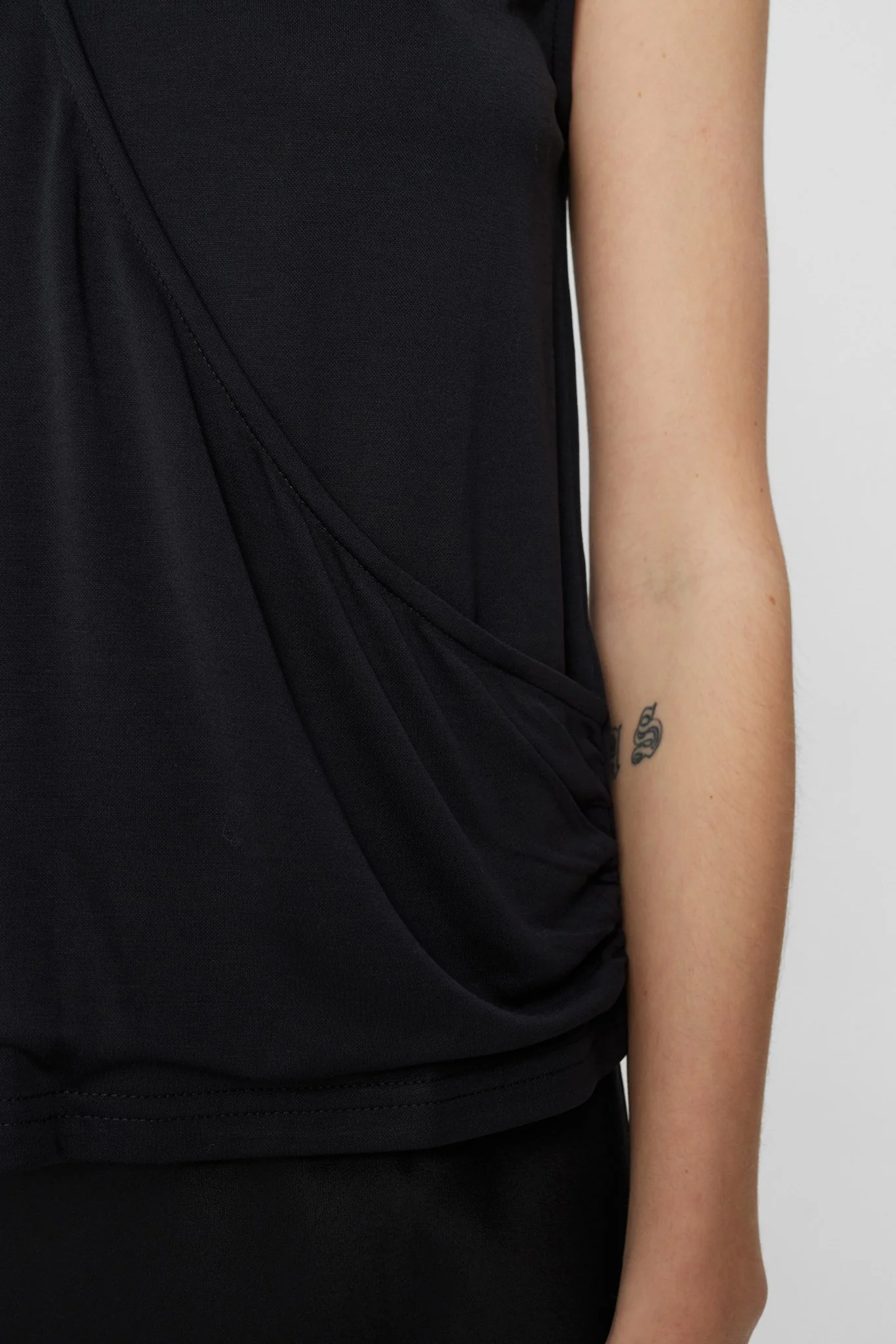 NUTILIA TOP - Caviar - Image 5