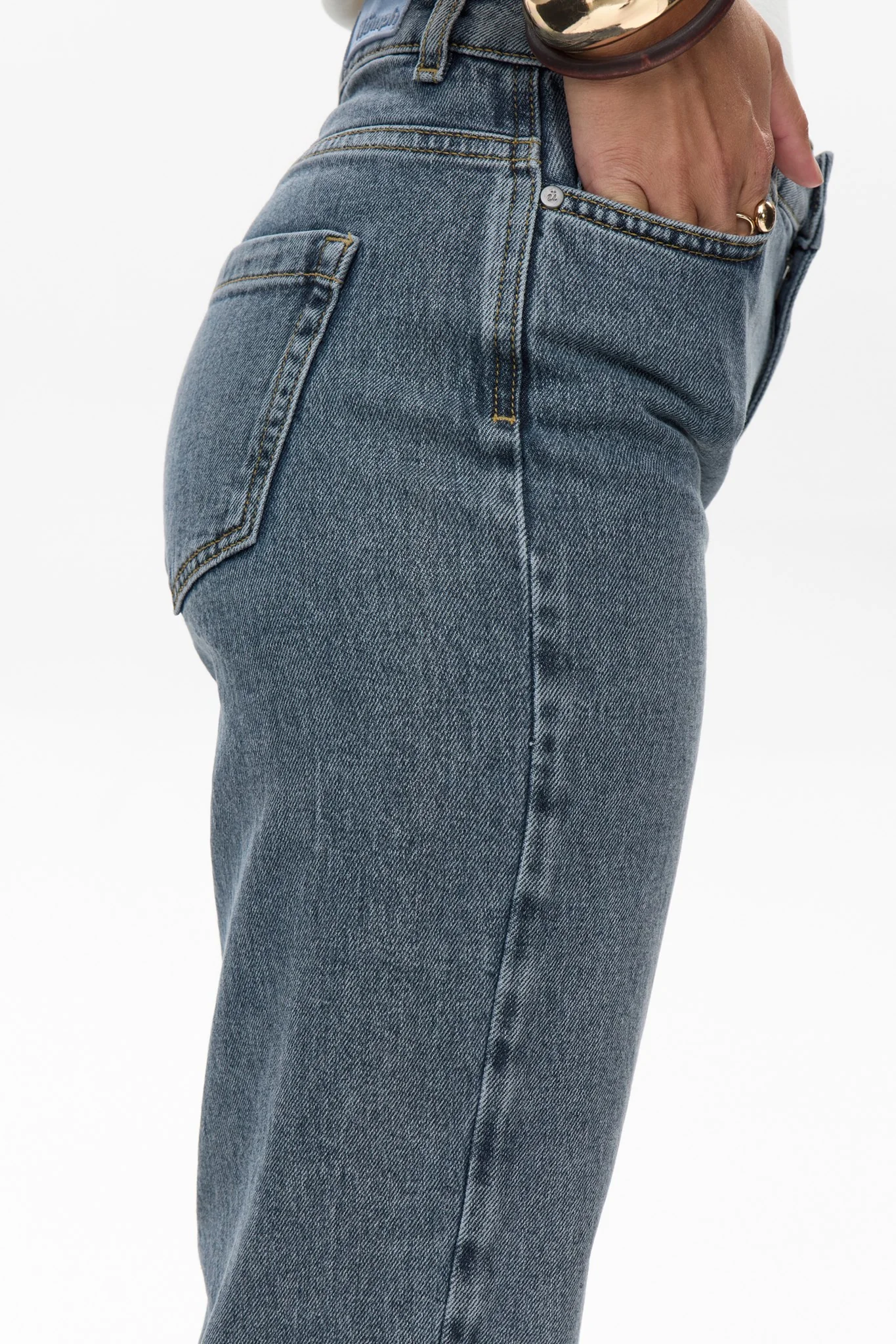 NUTORONTO JEANS - Med. Blue Washed Denim - Image 4