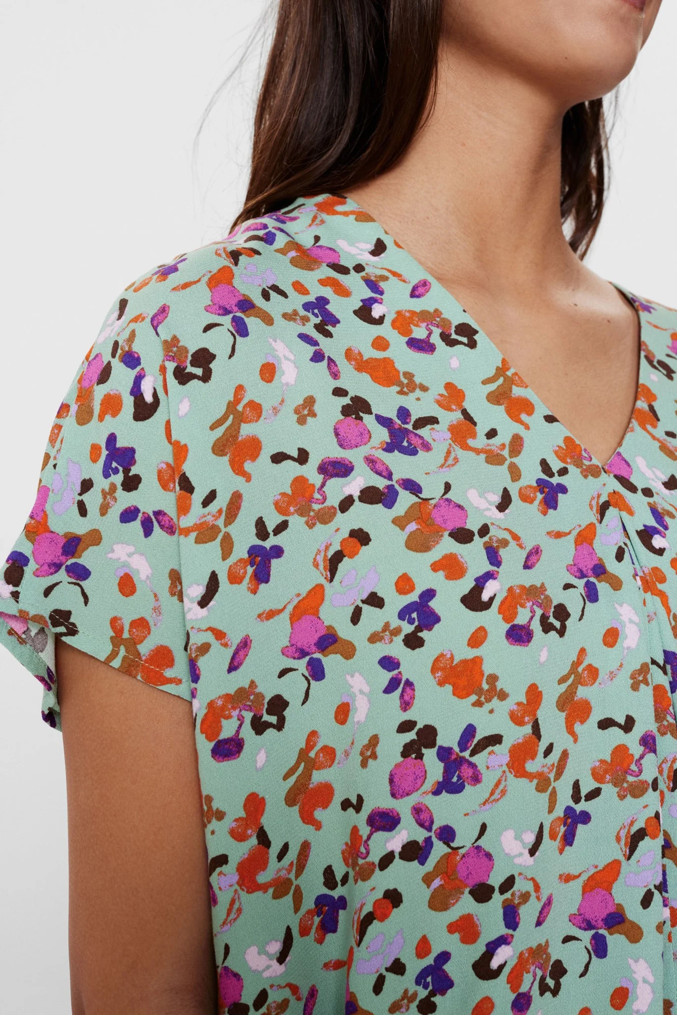 NUTYRA RIKKA BLOUSE - Grayed Jade - Image 4
