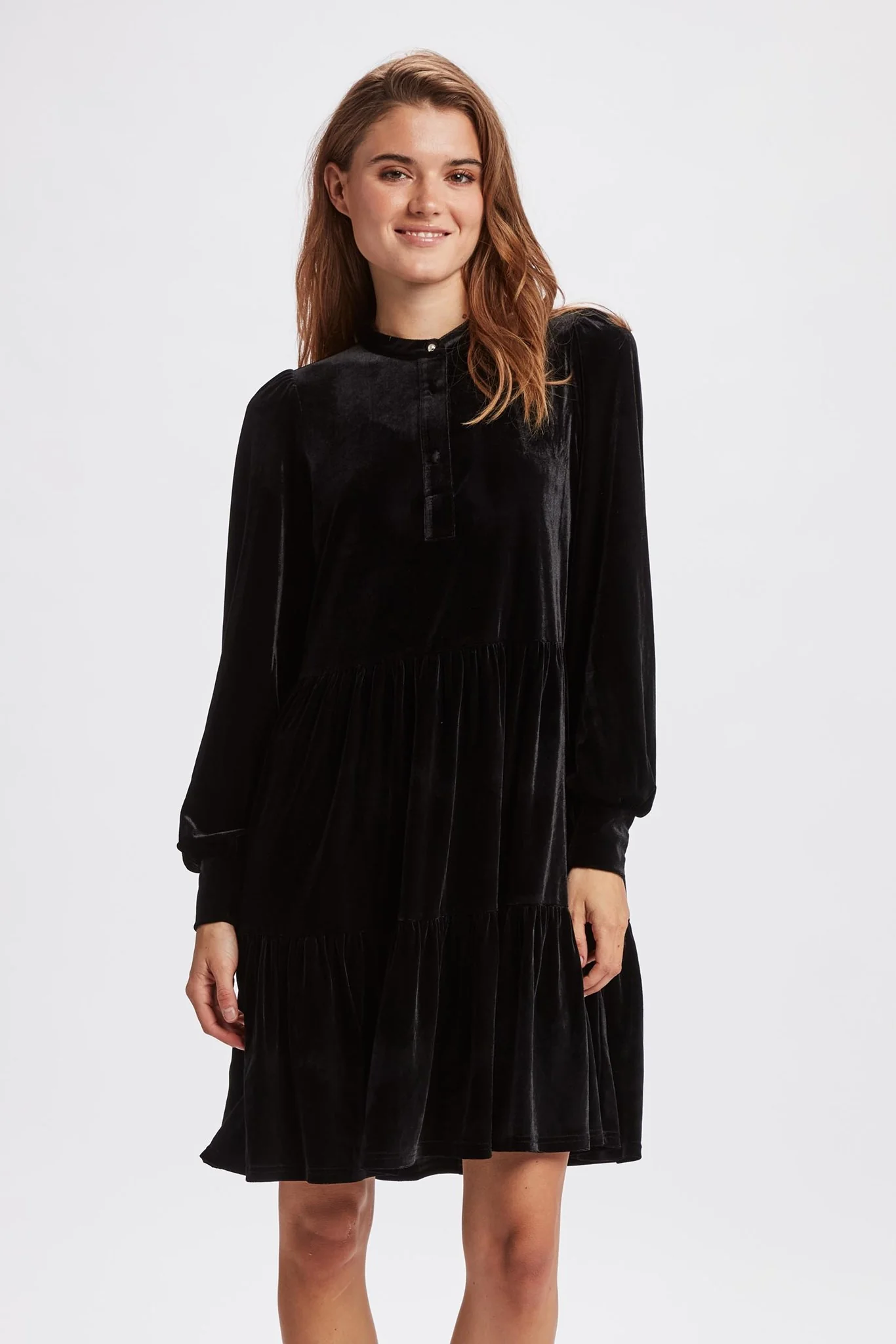 NUVEDA DRESS - Caviar