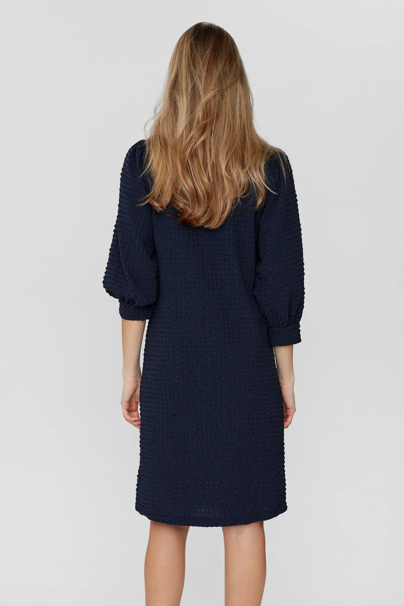 NUVILJE O-NECK DRESS - Dark Sapphire - Image 2