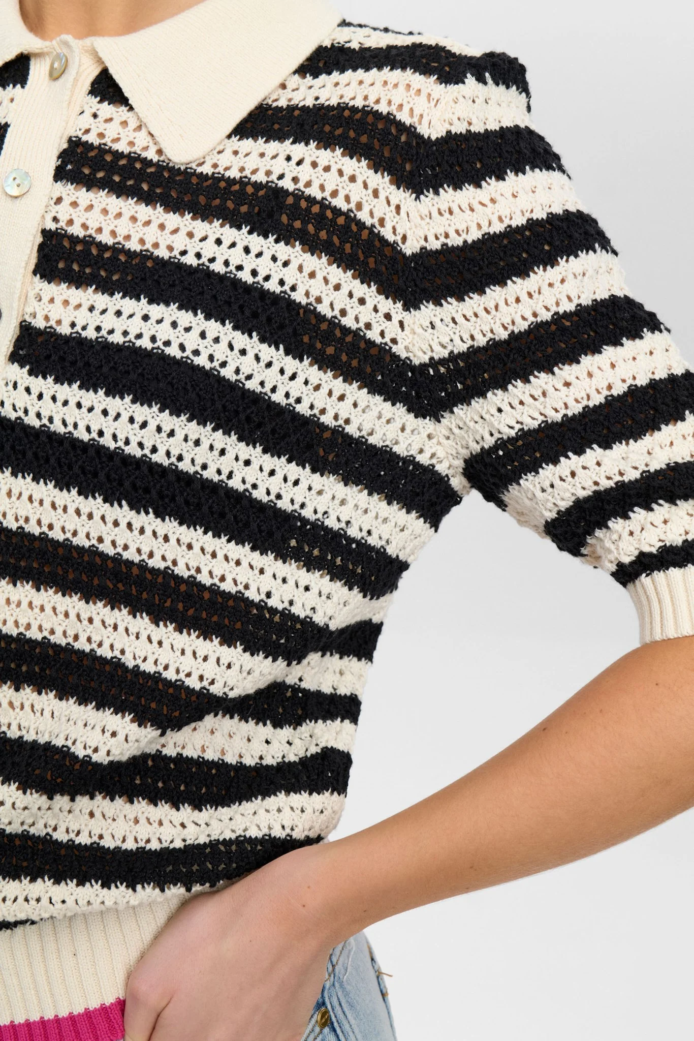 NUVILLIA SS PULLOVER  - Caviar - Image 5