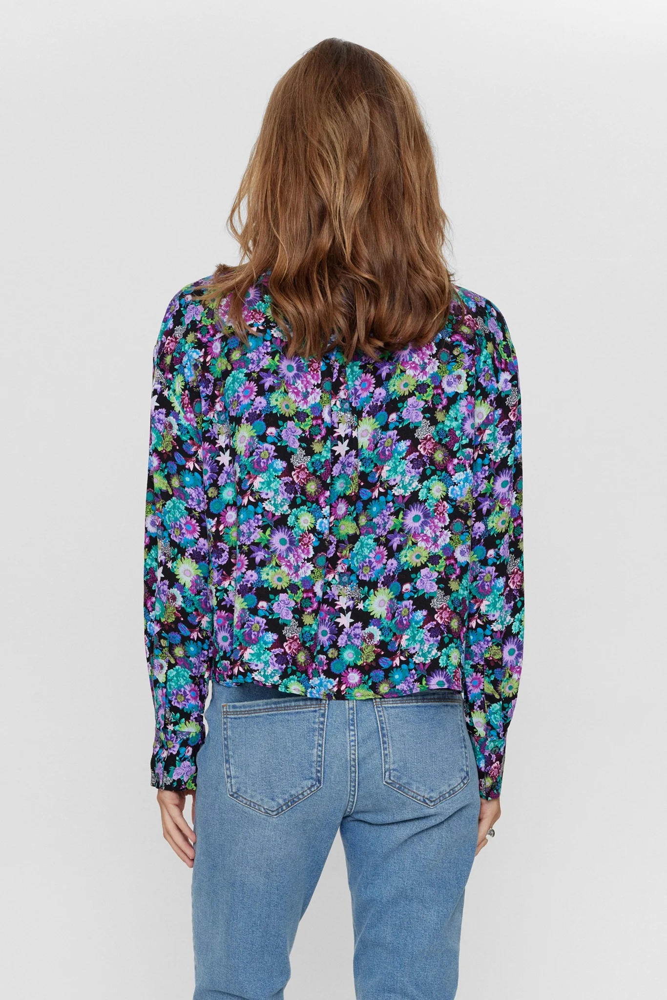 NUVIOLA CROP SHIRT - Caviar - Image 2