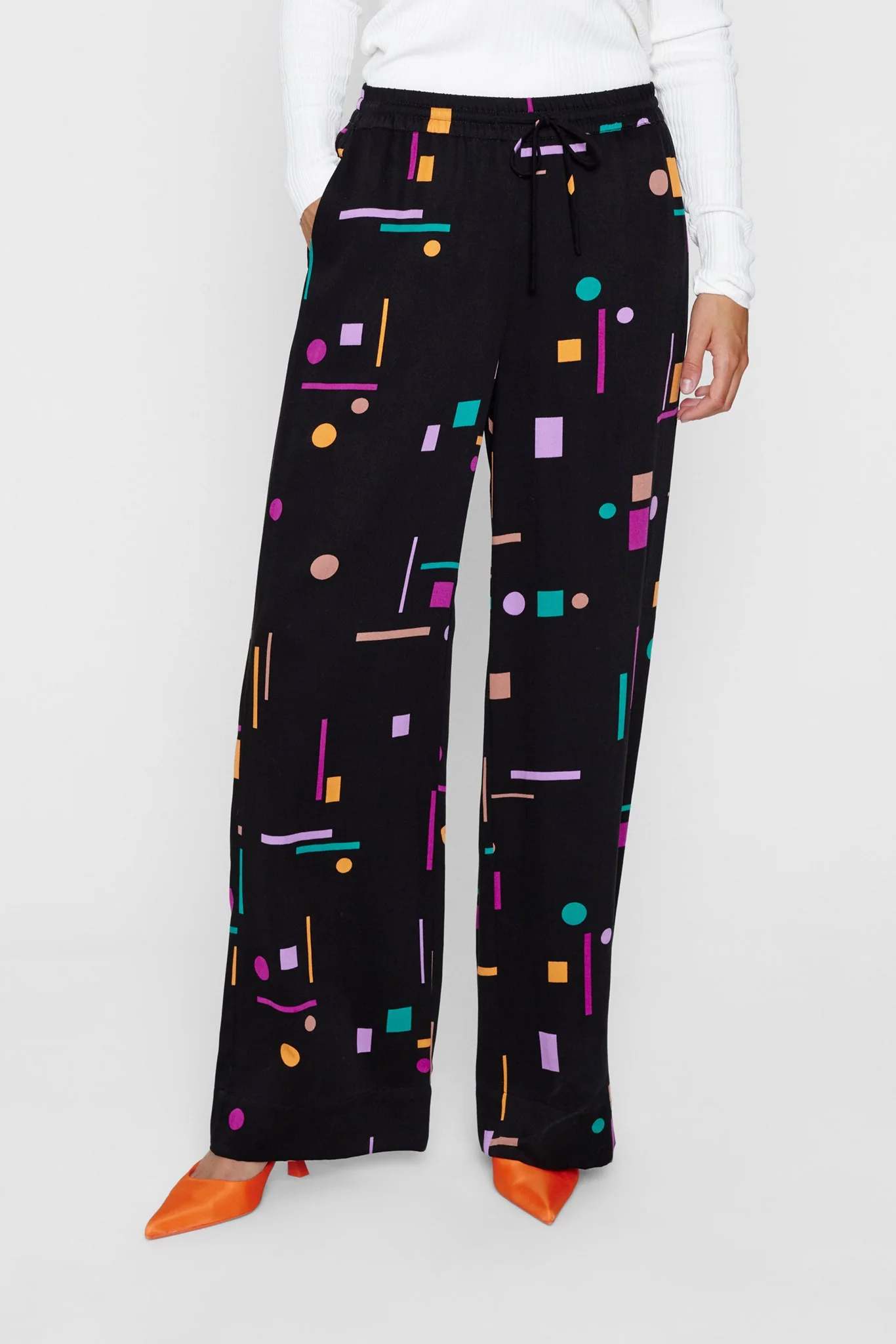 NUWALLI PANTS - Caviar