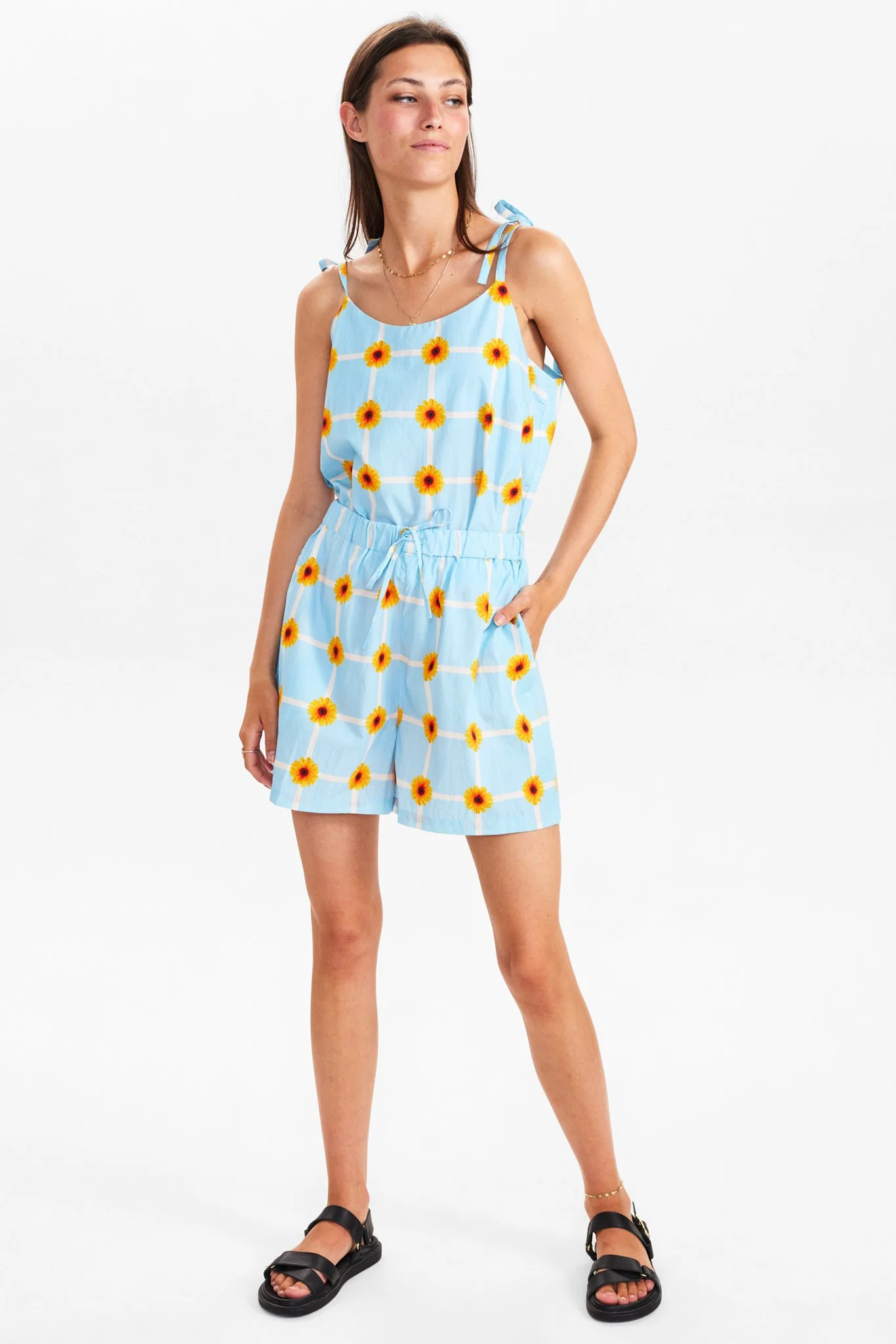 NUWIGA SHORTS  - Crystal blue - Image 3