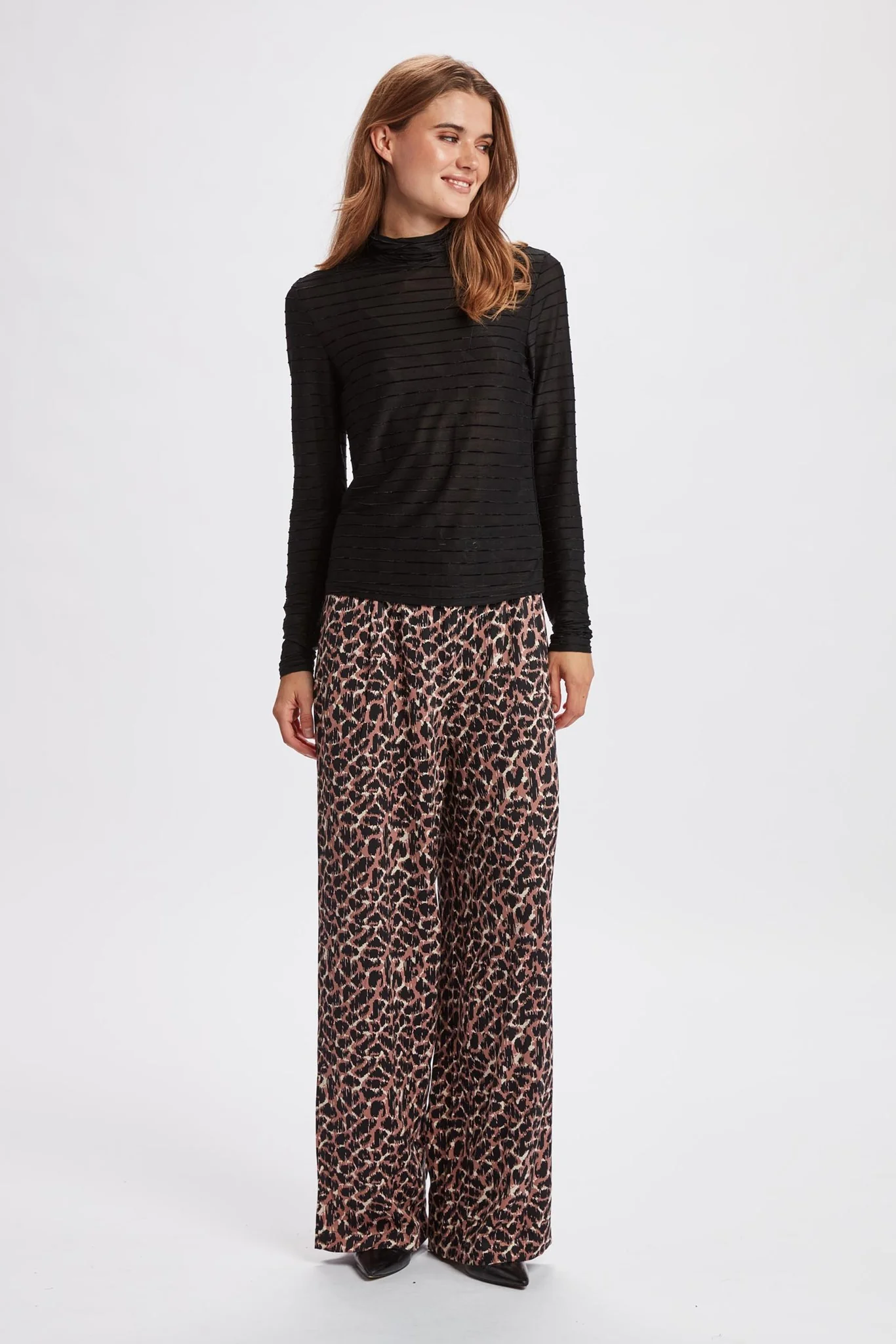 NUWINNY BLOUSE - Caviar - Image 3