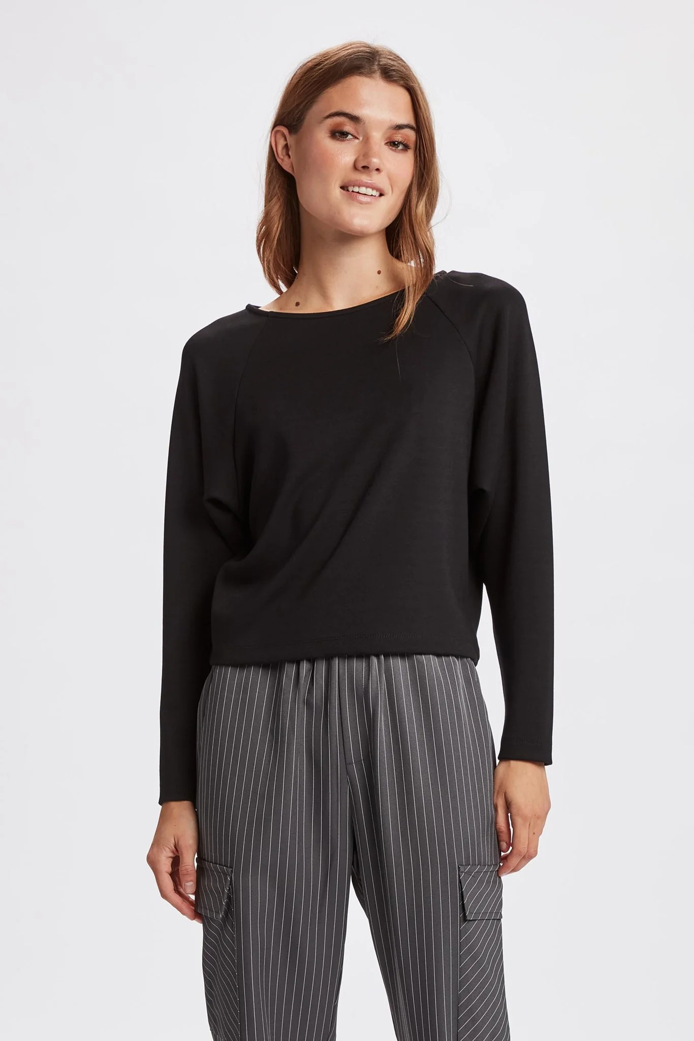 NUWISTA BLOUSE - Caviar