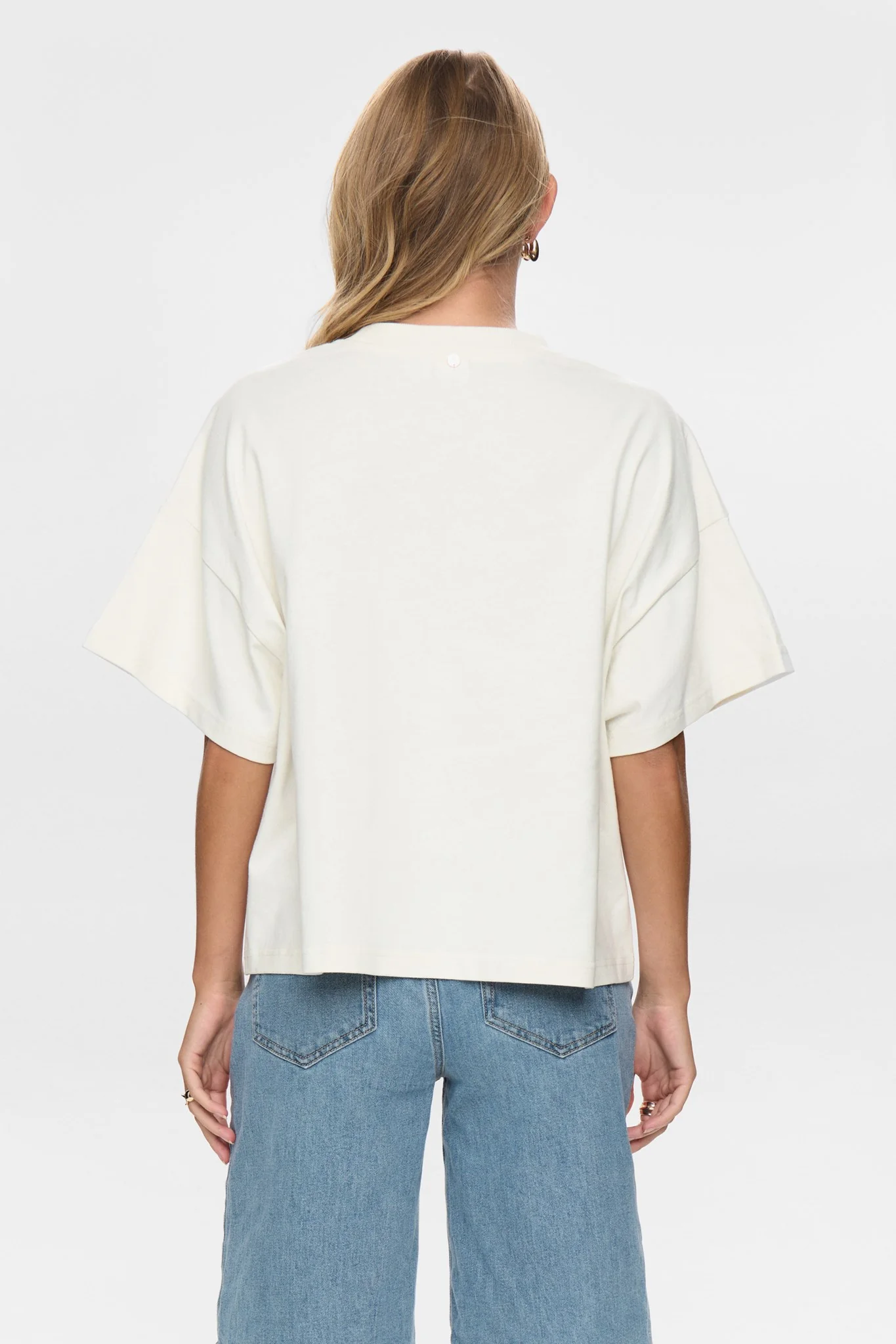 NUWONDER TEE - Cloud Dancer - Image 2