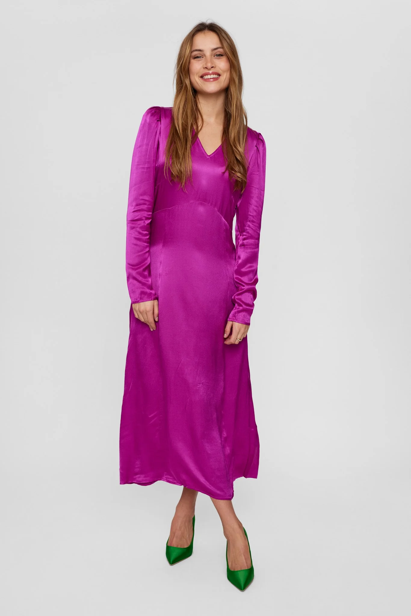 NUYASMIN DRESS - Wild Aster - Image 3