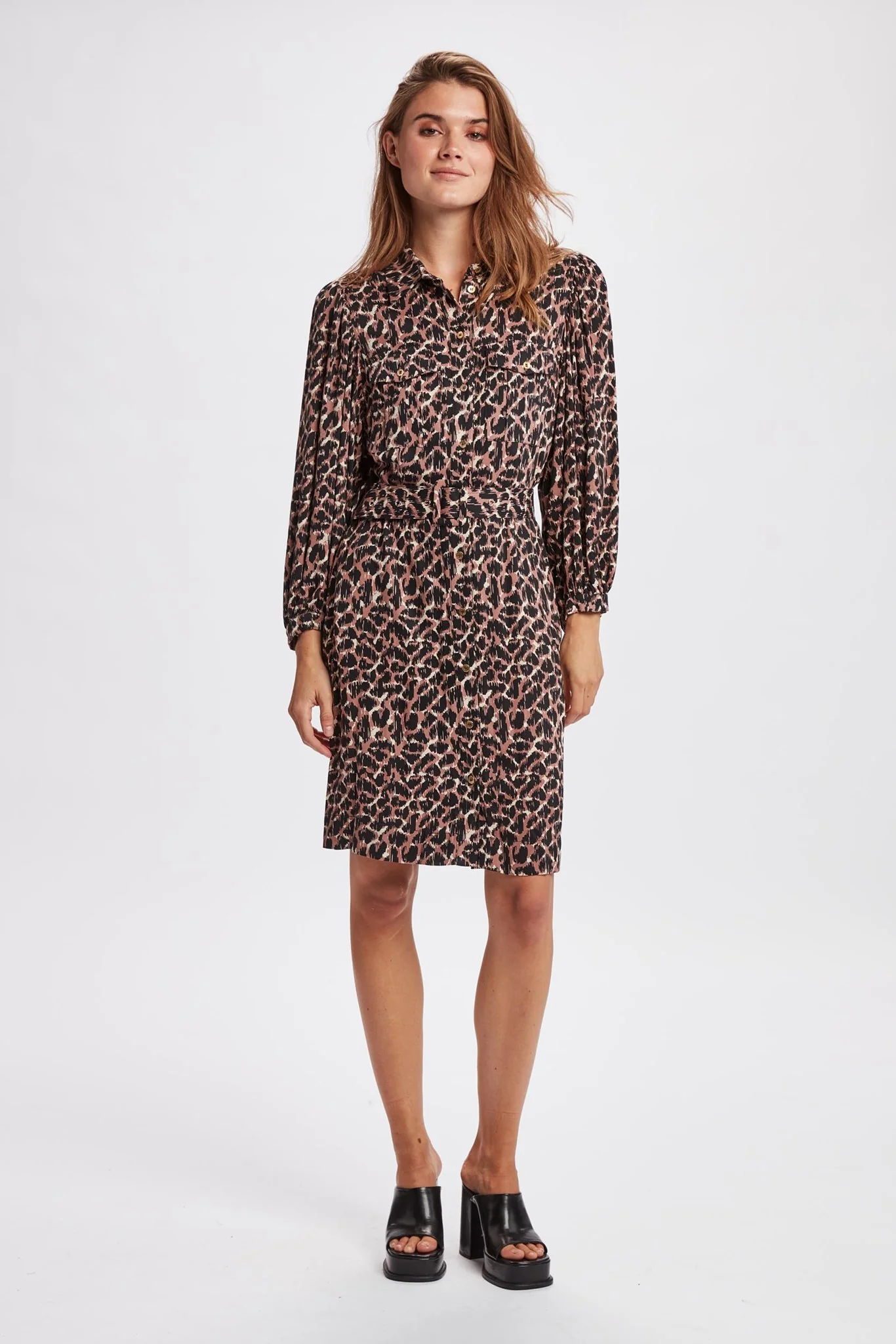 NUYVONNE DRESS - Nutmeg - Image 3