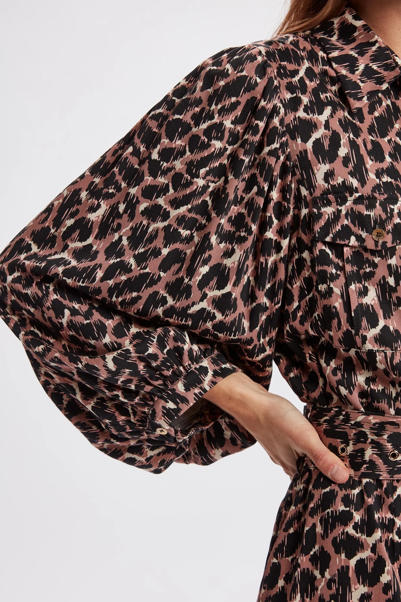 NUYVONNE DRESS - Nutmeg - Image 5