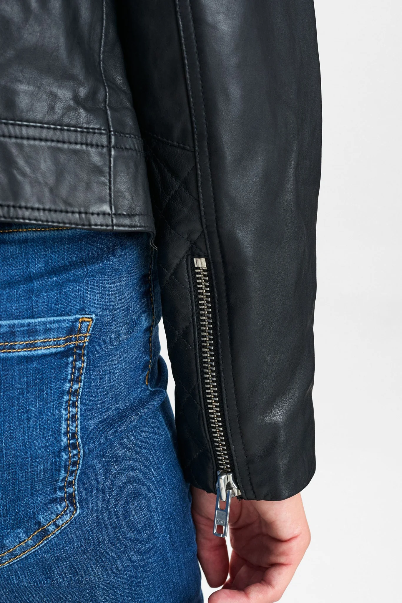 NUZANDRAS LEATHER JACKET-NOOS - Caviar - Image 5