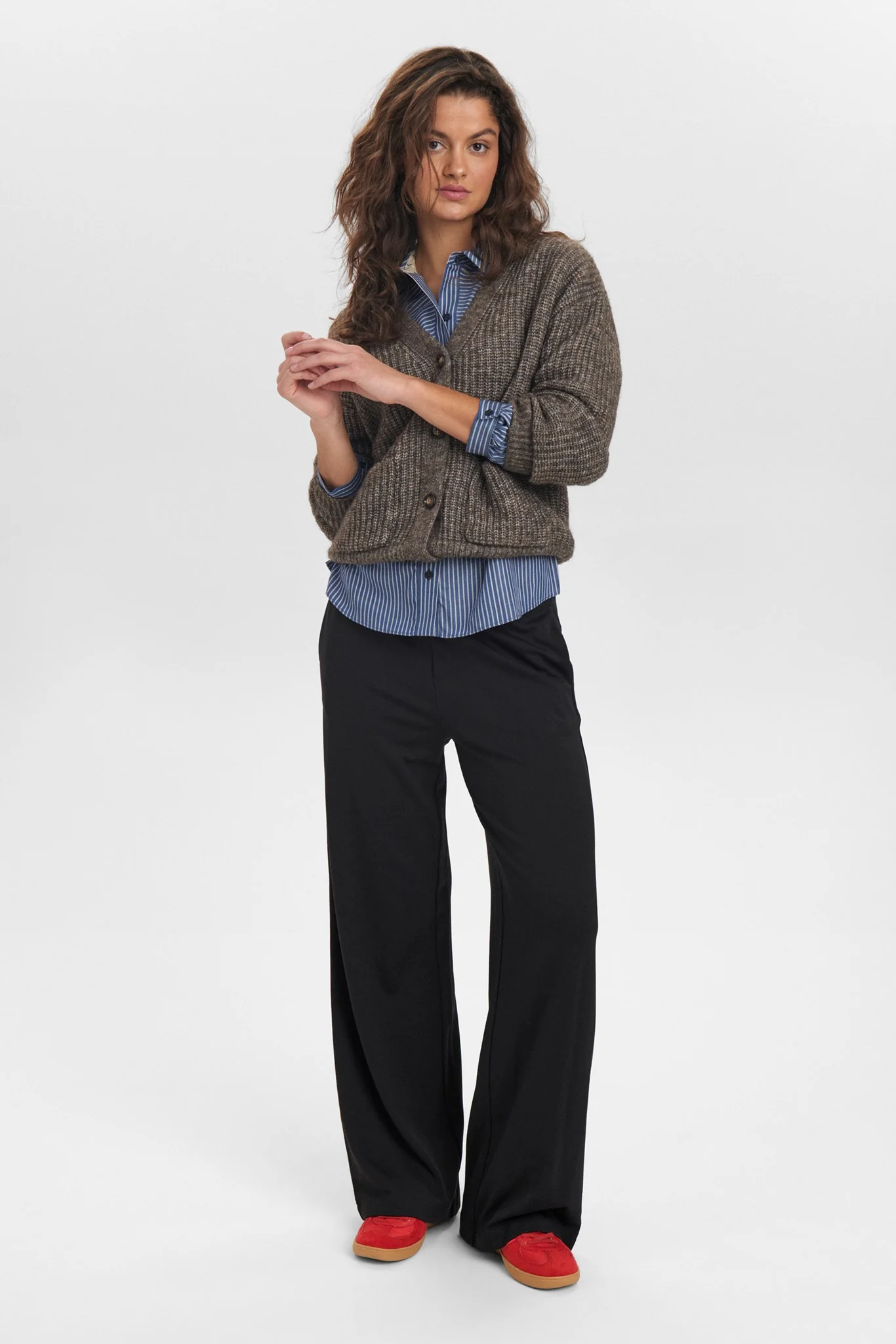 NUZINDI SHORT CARDIGAN - Dark Earth - Image 3