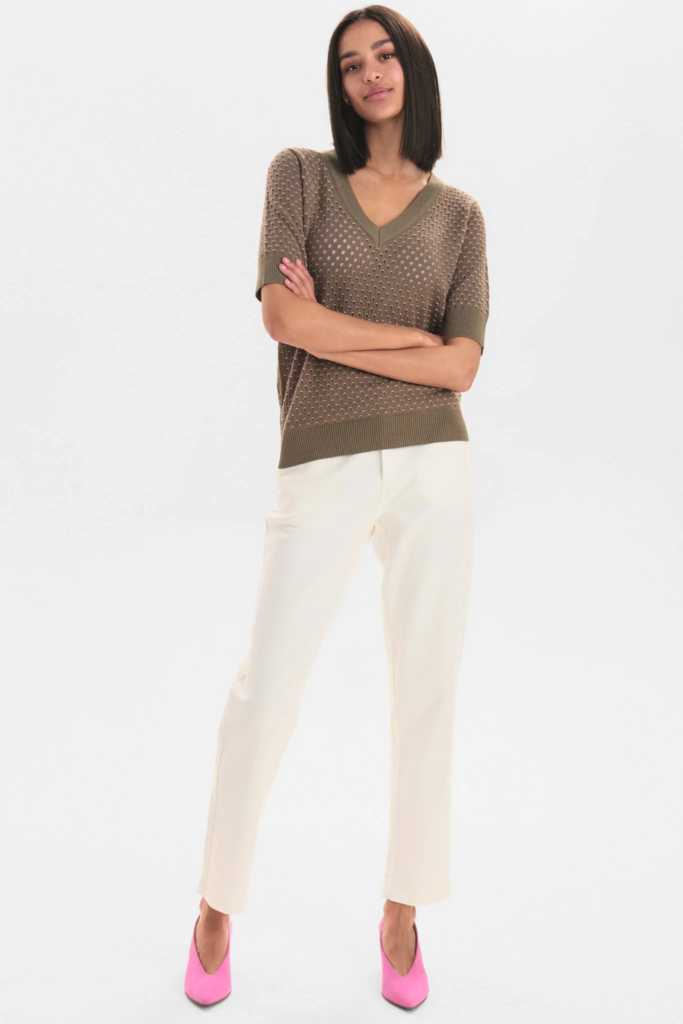 NYBRYNN V-NECK - Deep Lichen Green - Image 3