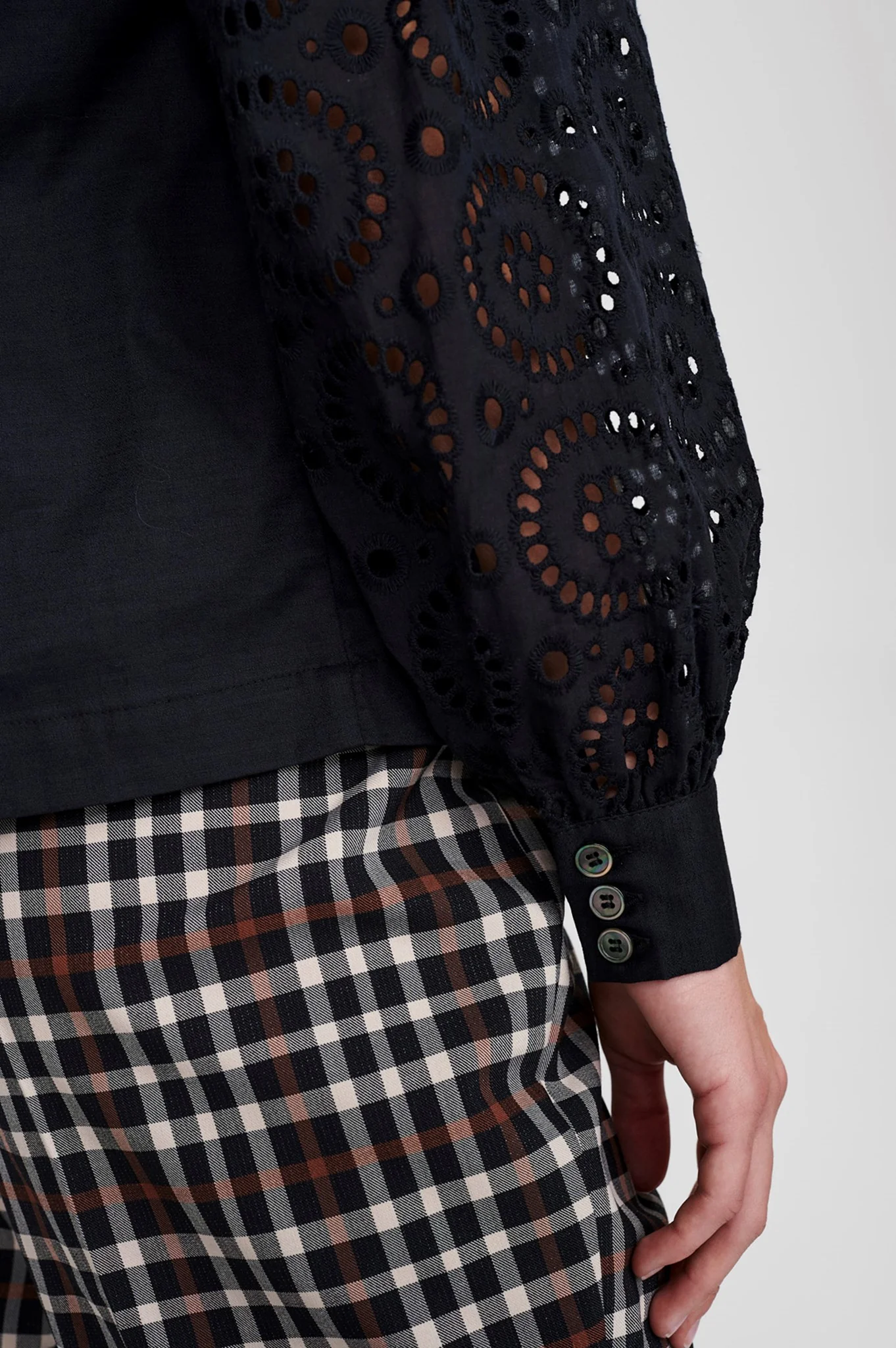 SICAMPANA BLOUSE - Caviar - Image 5