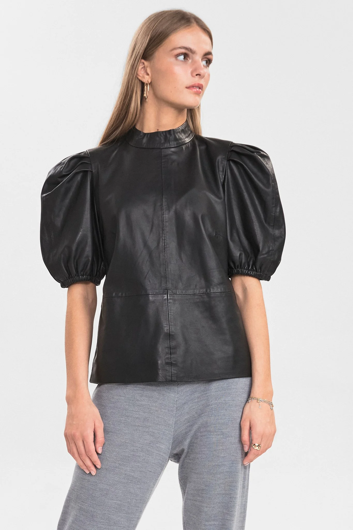SISABILA BLOUSE - Caviar