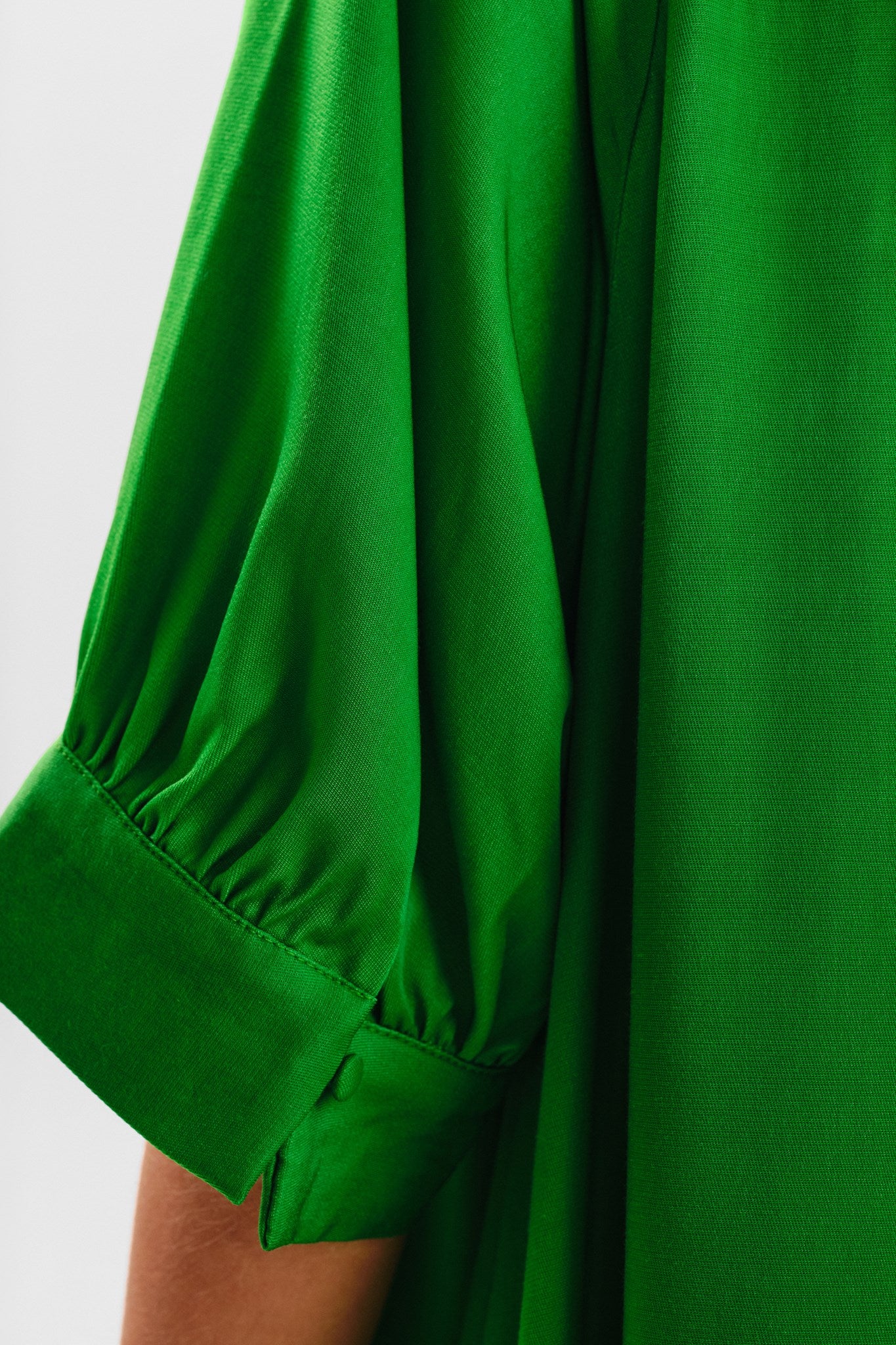 SISANVI DRESS - Fern Green - Image 5