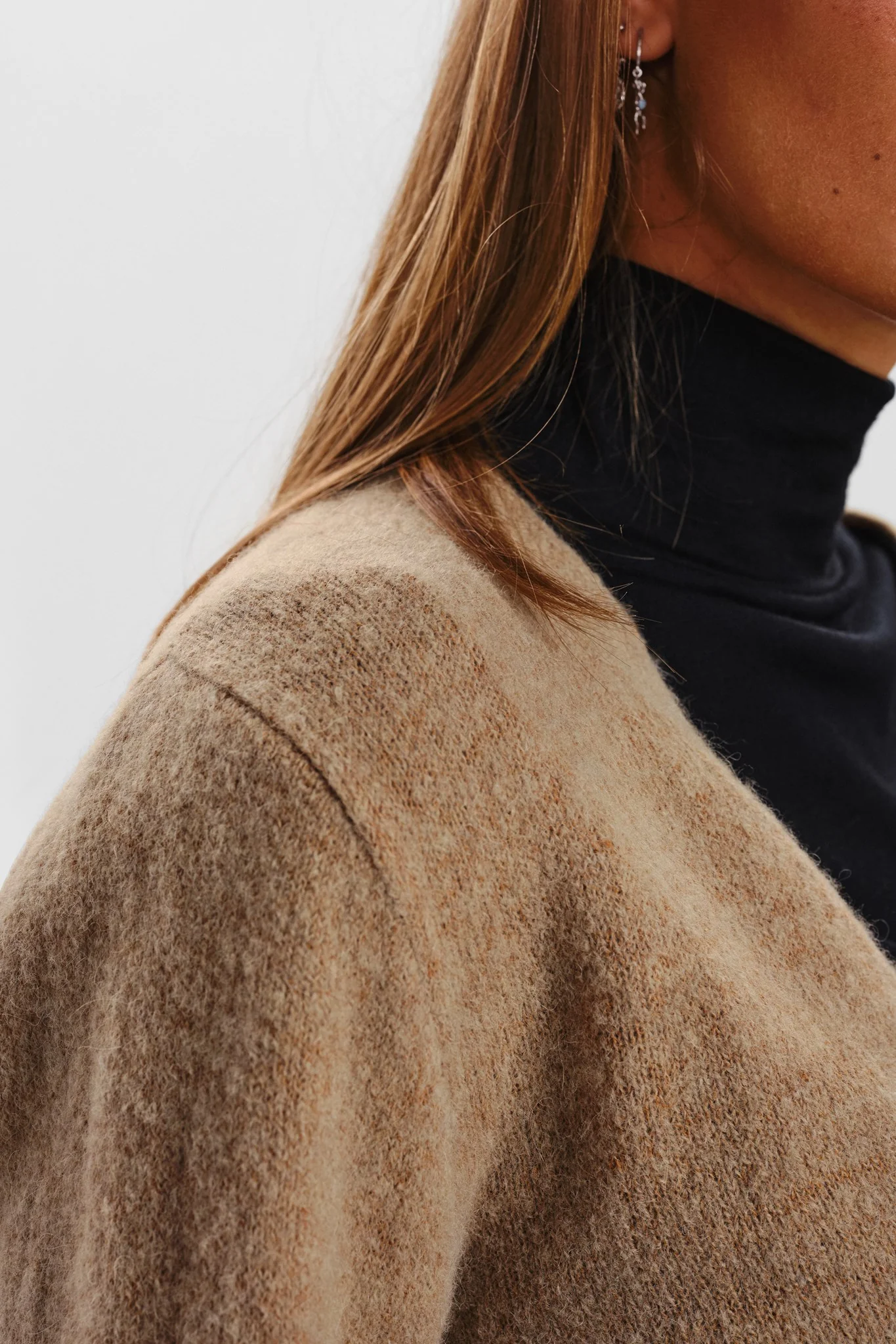 SISAVA WRAP KNIT - Bistre - Image 4