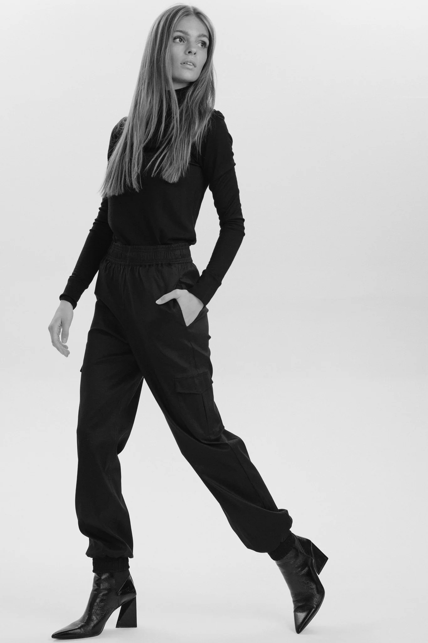 SISEDINE PANT - Caviar - Image 6