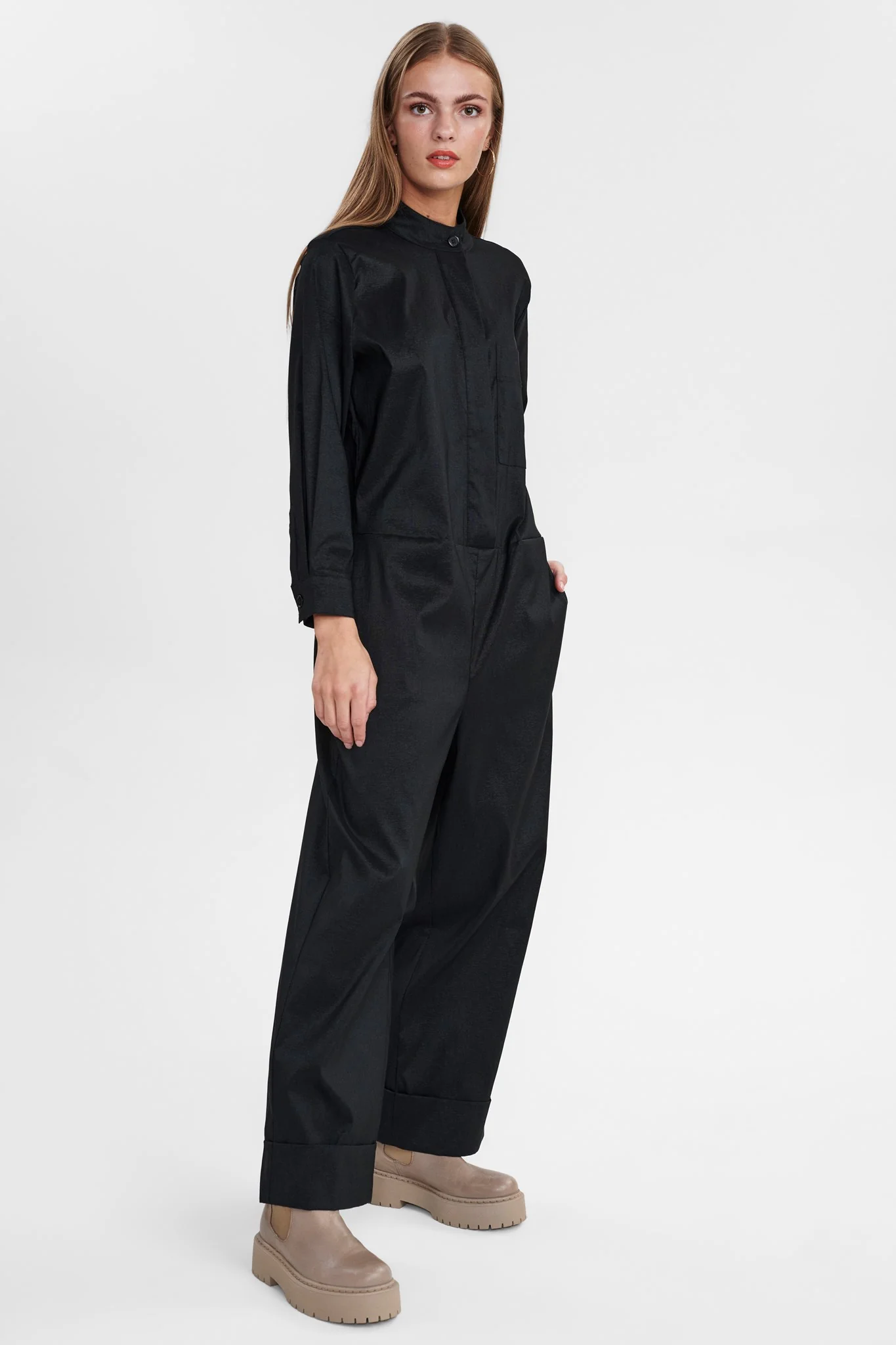 SISHADA JUMPSUIT - Caviar
