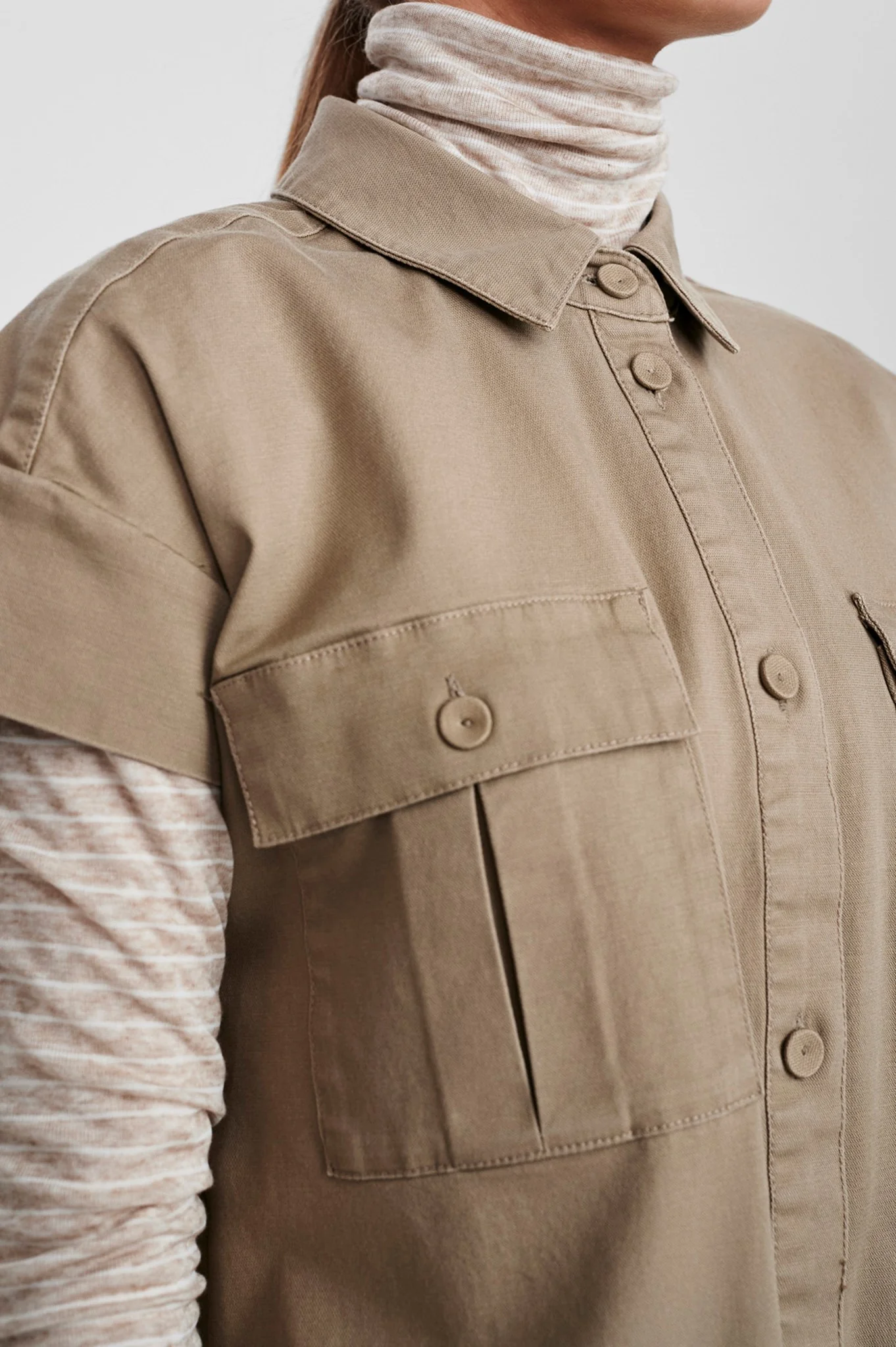 SISIMMY VEST - Lead Gray - Image 4
