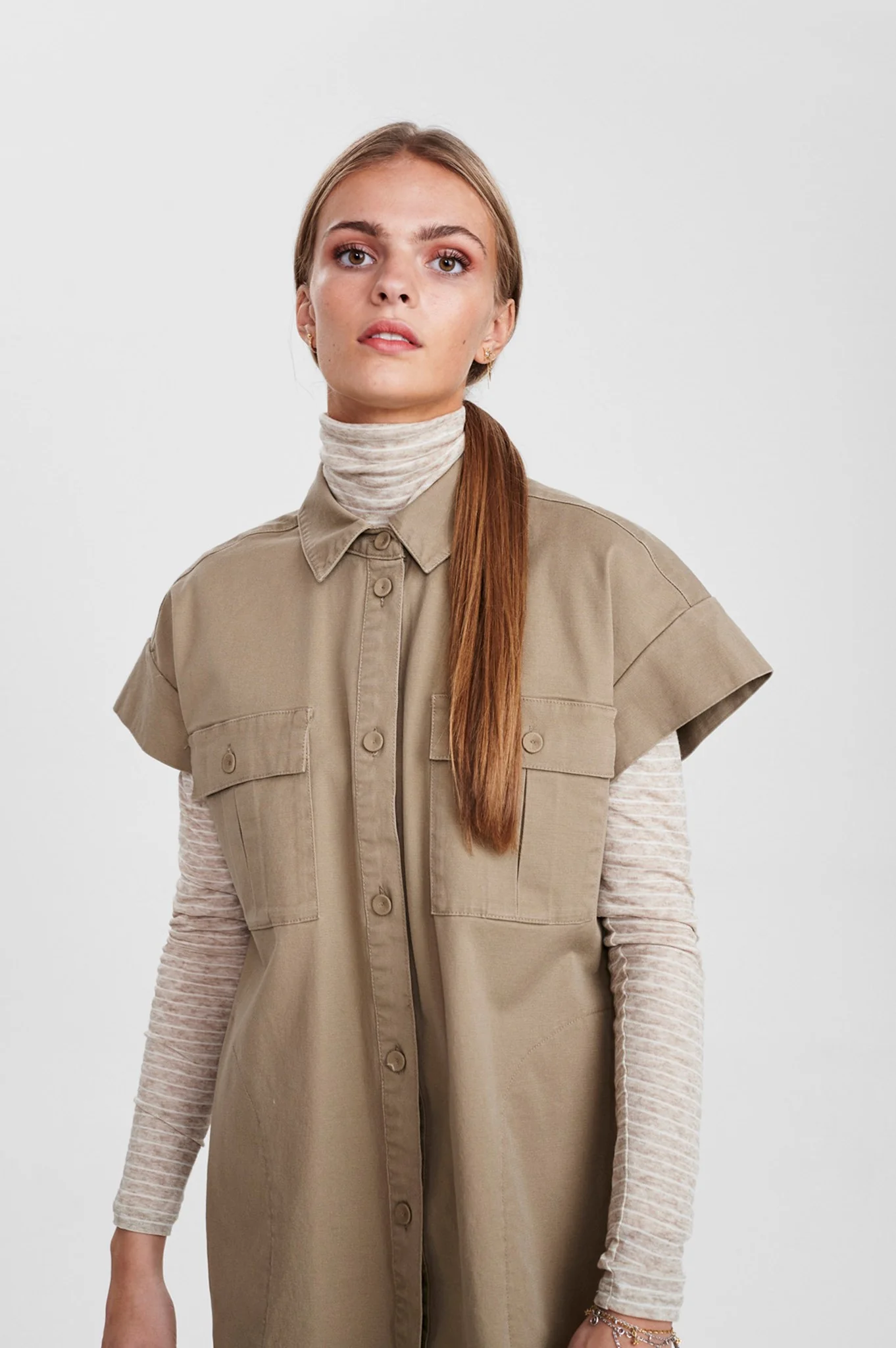 SISIMMY VEST - Lead Gray - Image 6